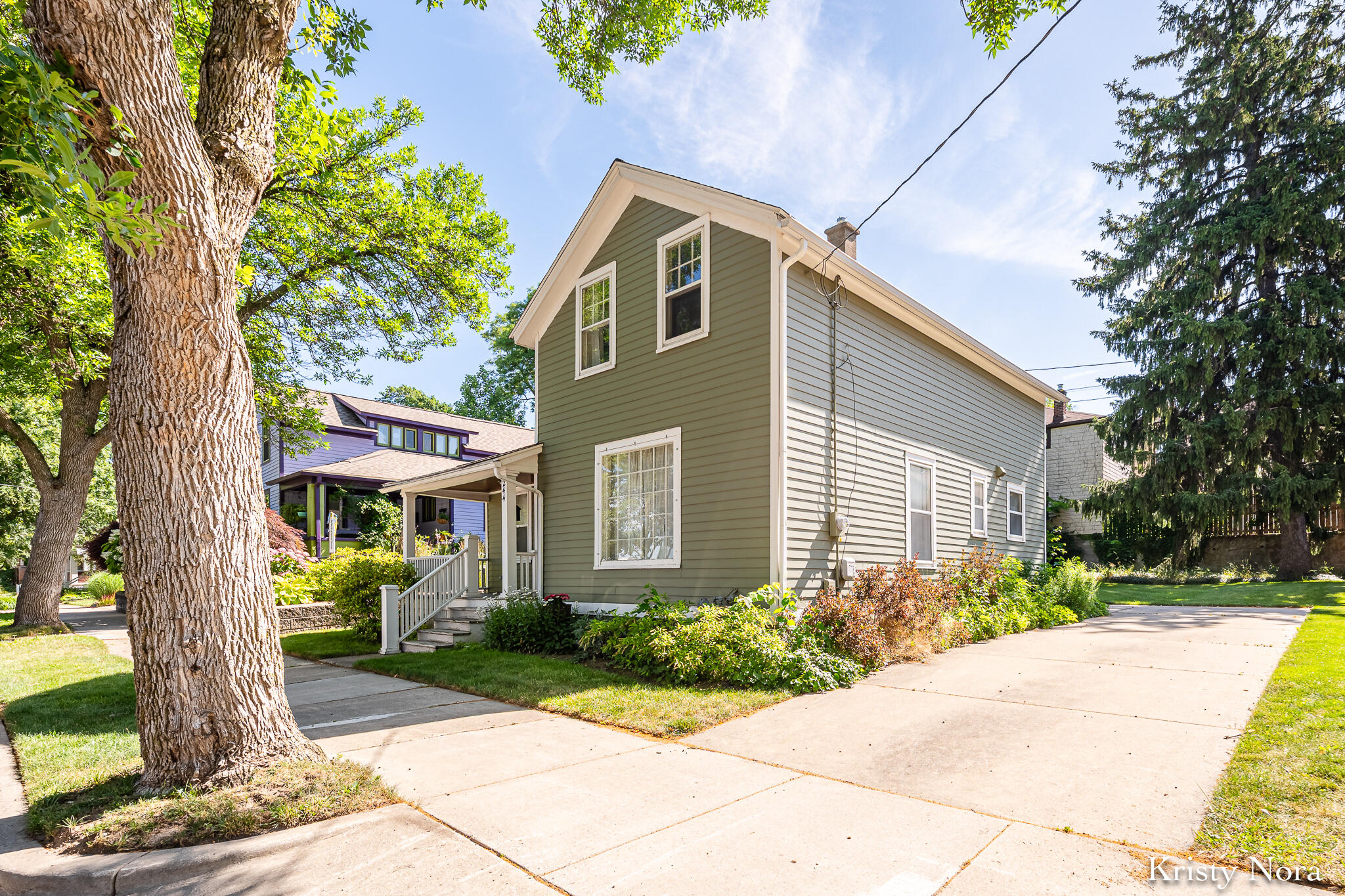 244 SE Prospect Avenue SE Grand Rapids MI 49503