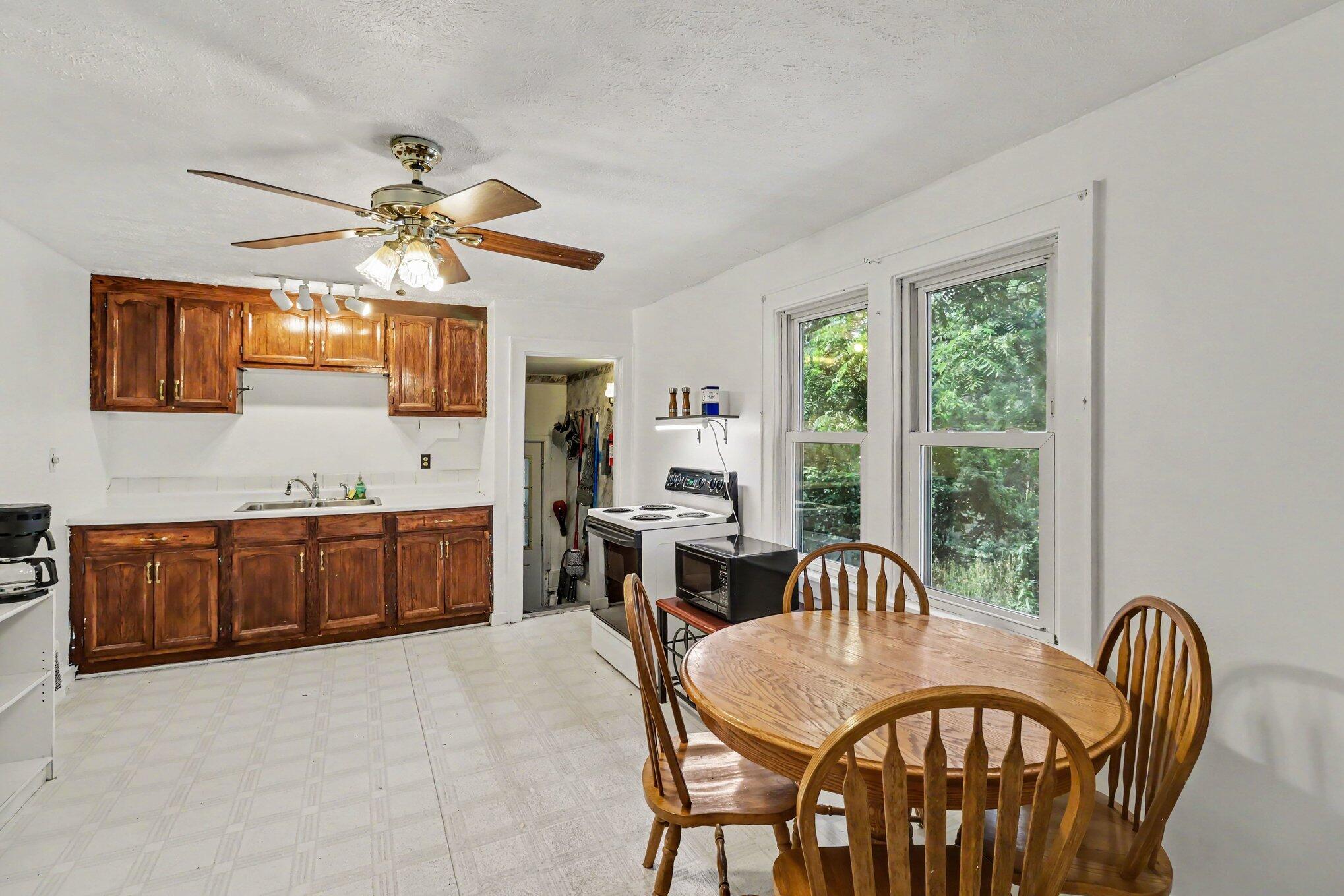 425 Garland Street Kalamazoo MI 49001