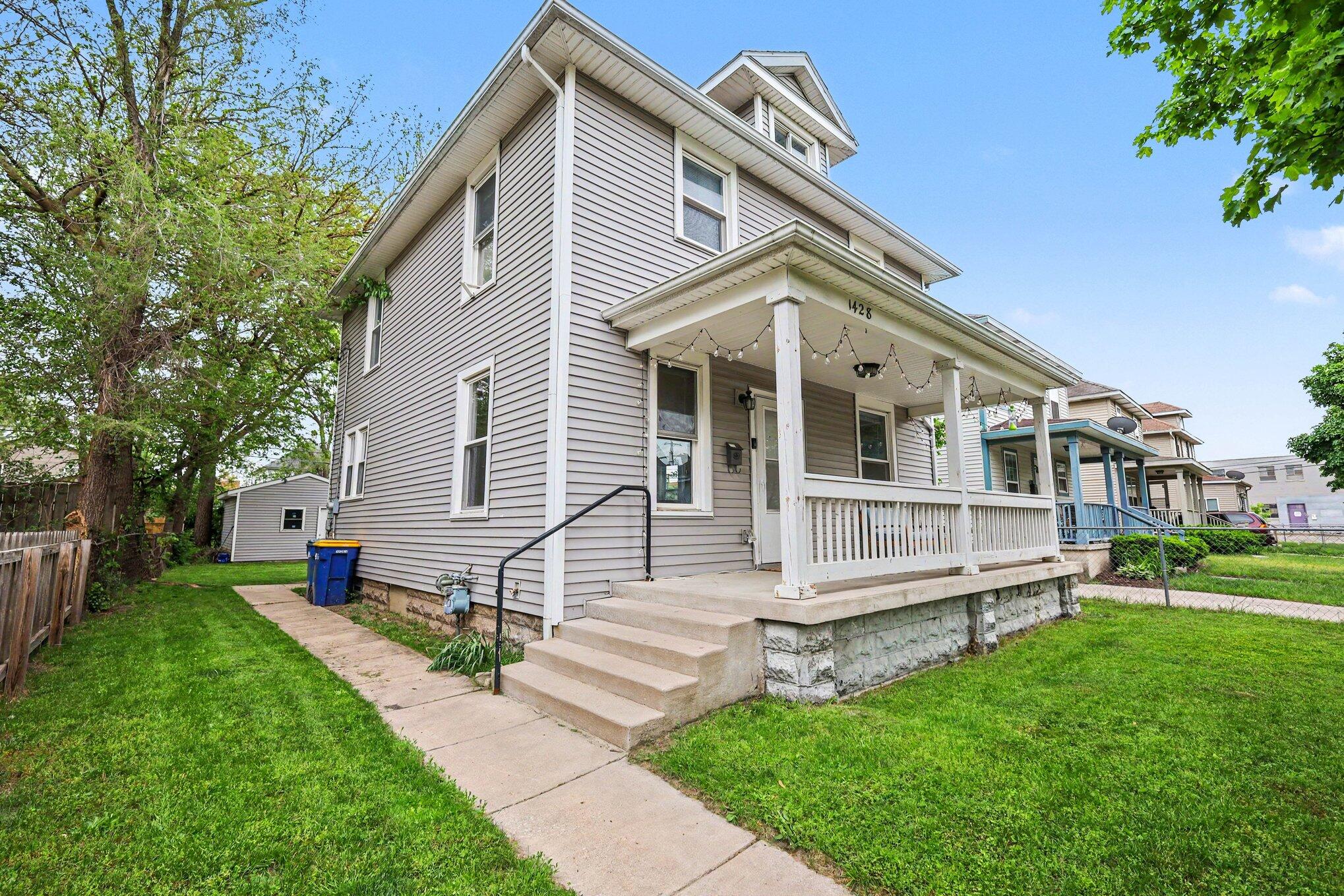 1428 Lafayette Avenue SE Grand Rapids MI 49507