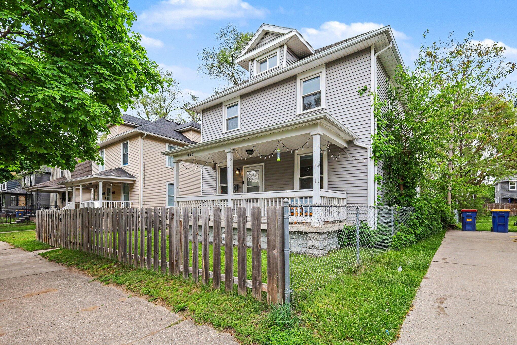 1428 Lafayette Avenue SE Grand Rapids MI 49507