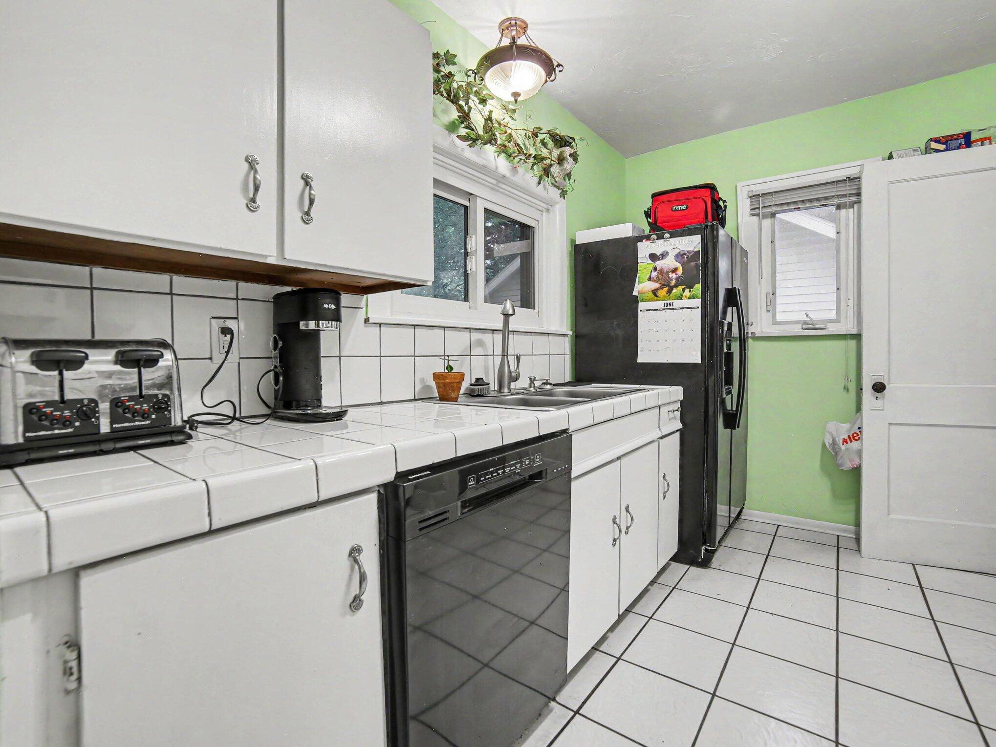 2222 Crozier Avenue Muskegon MI 49441