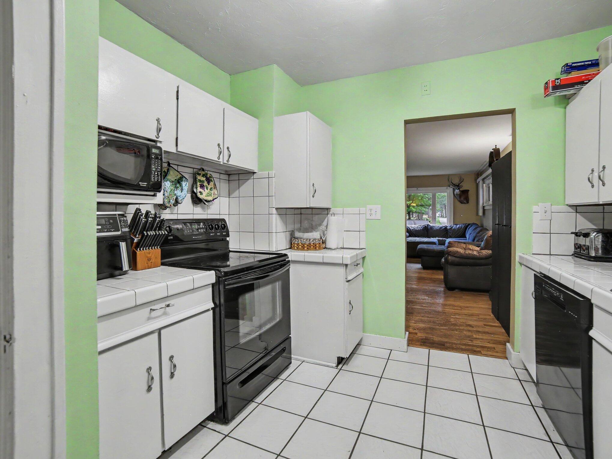2222 Crozier Avenue Muskegon MI 49441