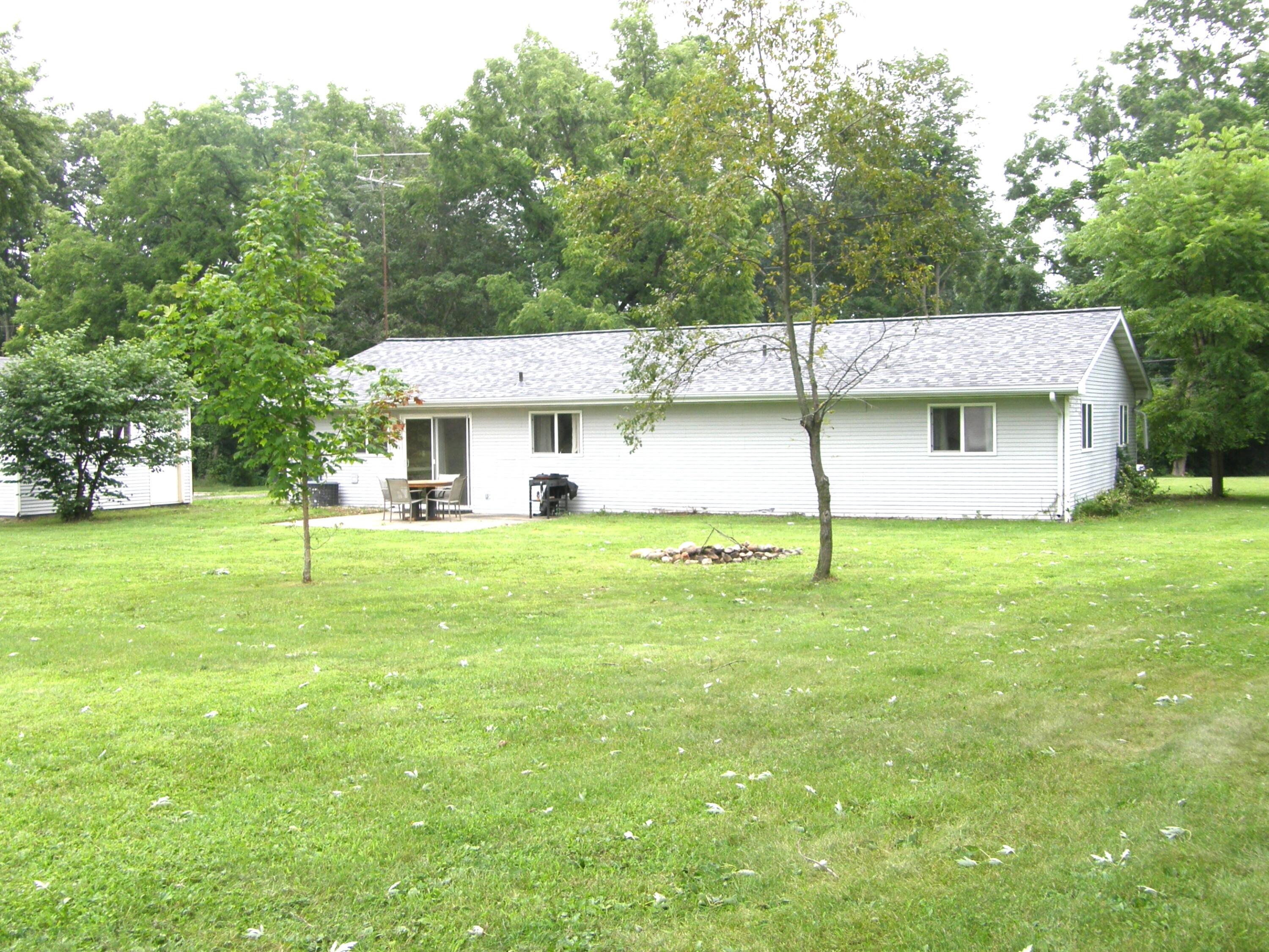 441 Moccasin Street Buchanan MI 49107