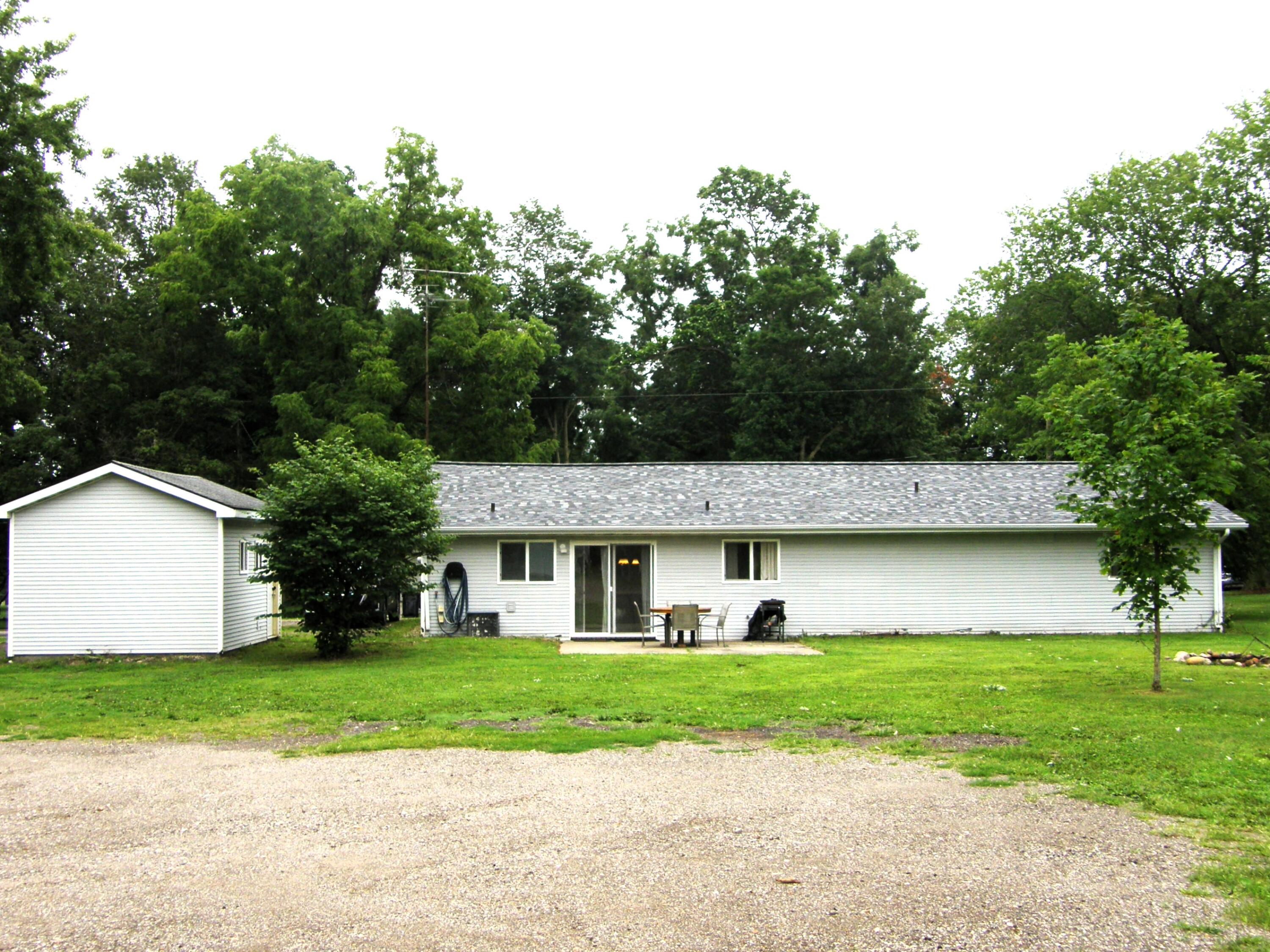 441 Moccasin Street Buchanan MI 49107