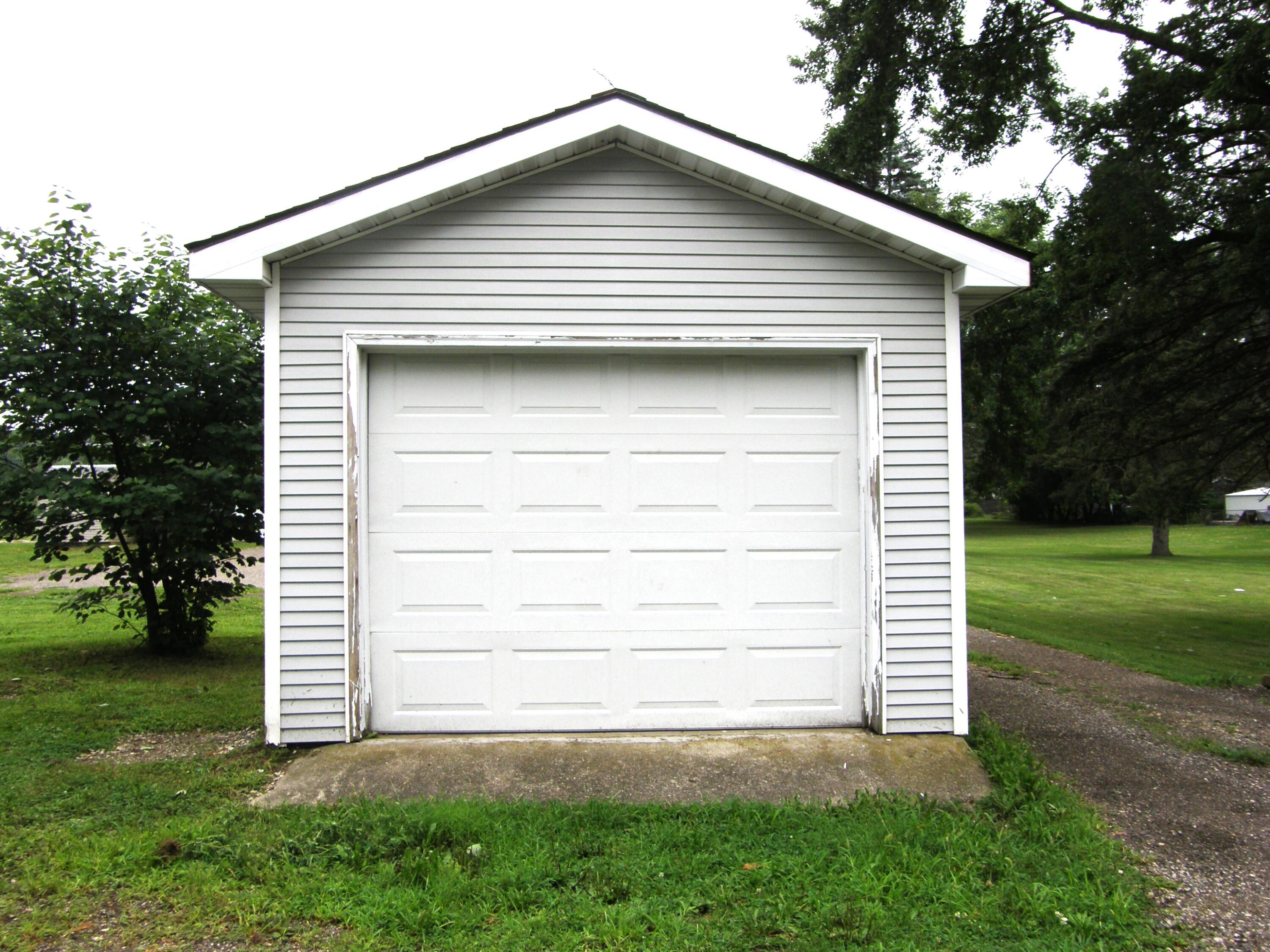 441 Moccasin Street Buchanan MI 49107