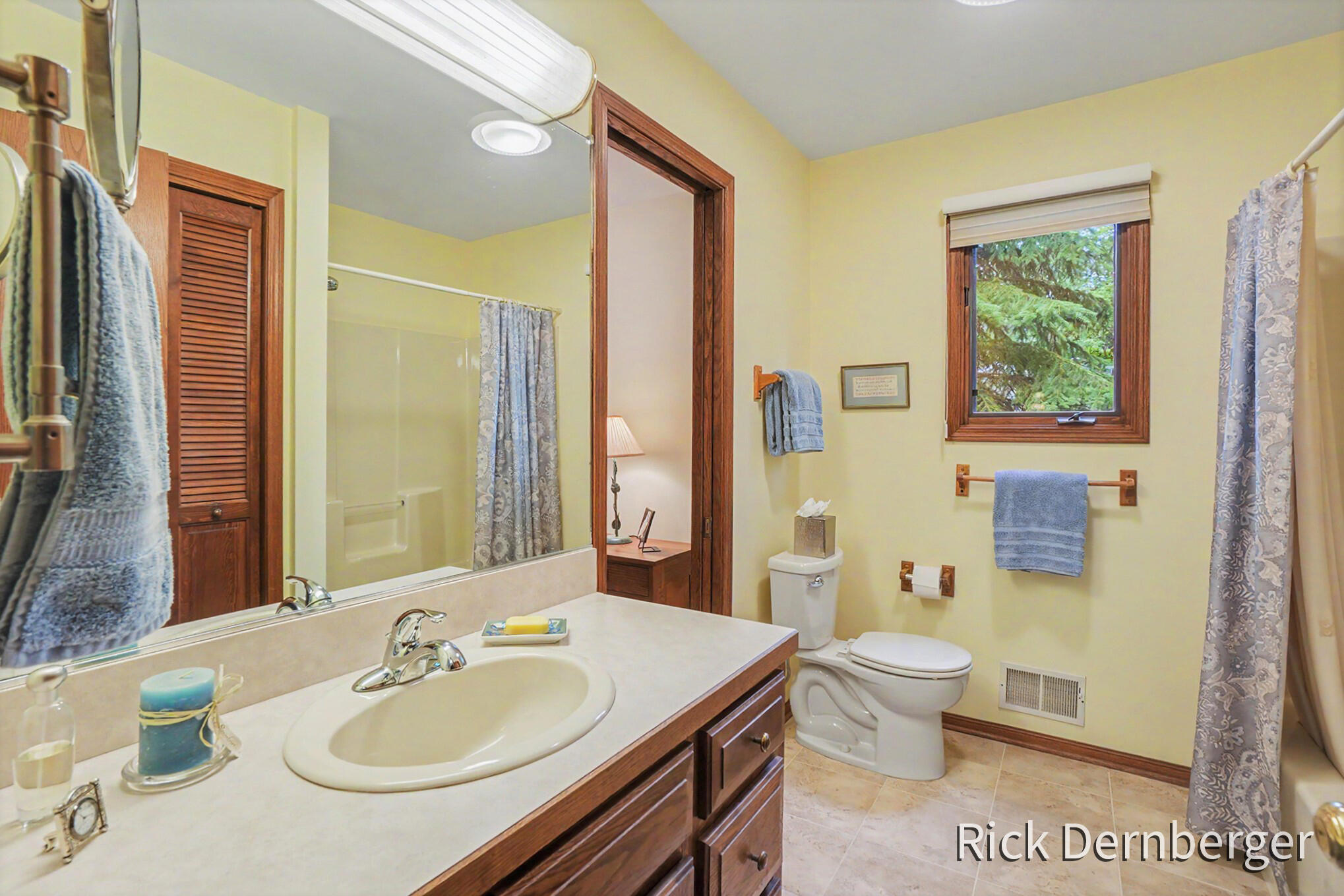 2185 Eagle Boulevard Holland MI 49424