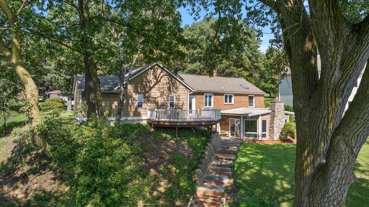 114 River Hills Drive Holland MI 49424