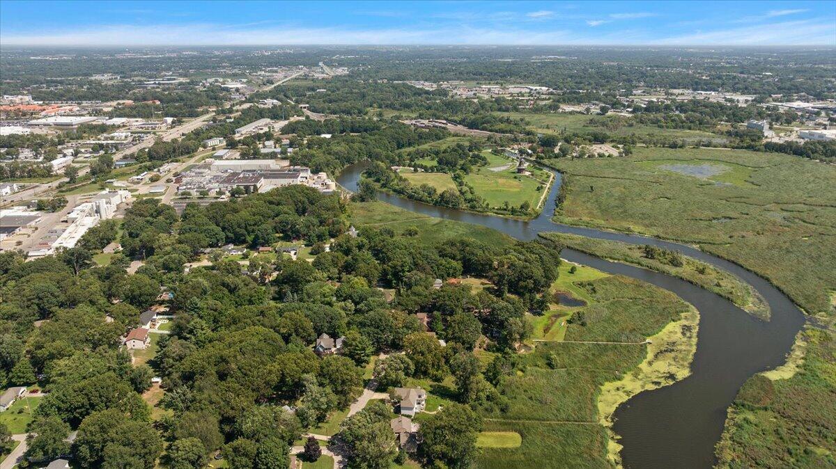 114 River Hills Drive Holland MI 49424