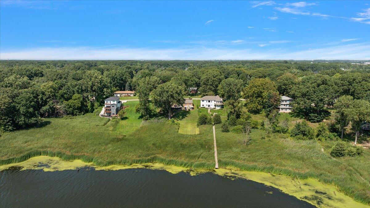 114 River Hills Drive Holland MI 49424
