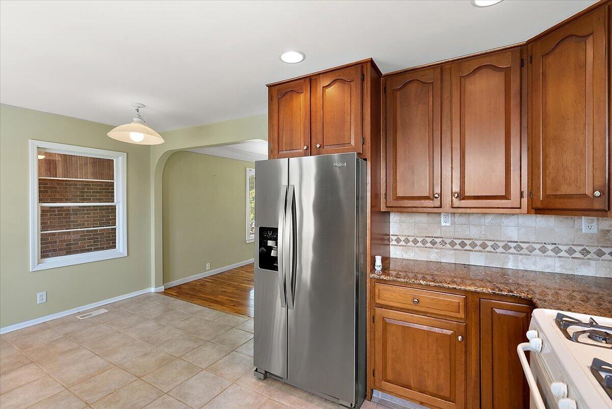 114 River Hills Drive Holland MI 49424