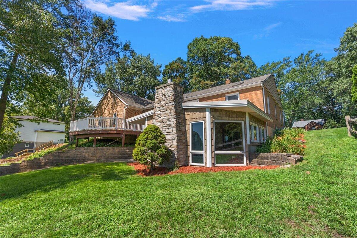 114 River Hills Drive Holland MI 49424