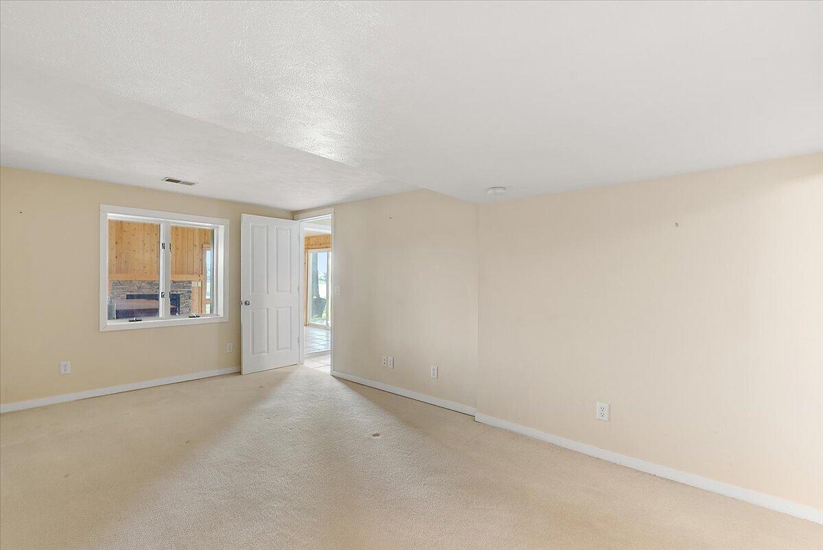 114 River Hills Drive Holland MI 49424