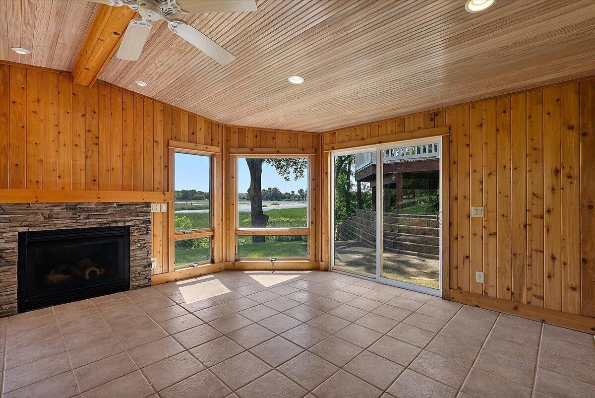 114 River Hills Drive Holland MI 49424