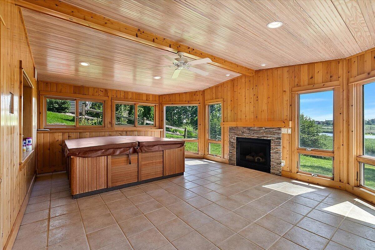 114 River Hills Drive Holland MI 49424