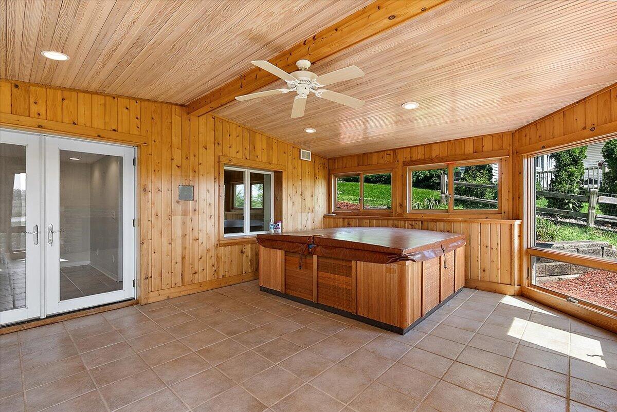 114 River Hills Drive Holland MI 49424