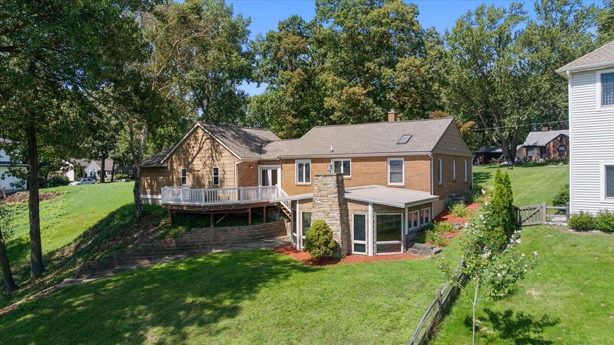 114 River Hills Drive Holland MI 49424