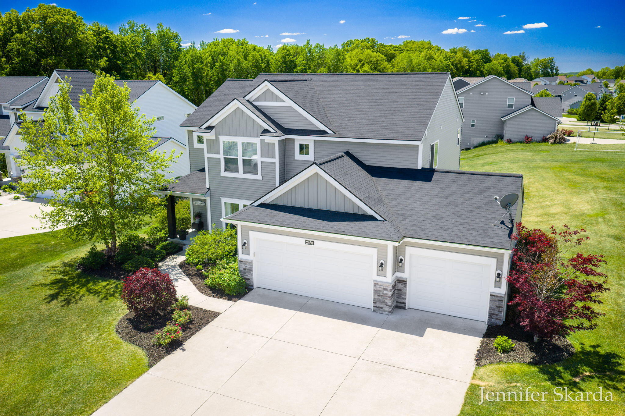 2930 E Morgan Trail NE Rockford MI 49341