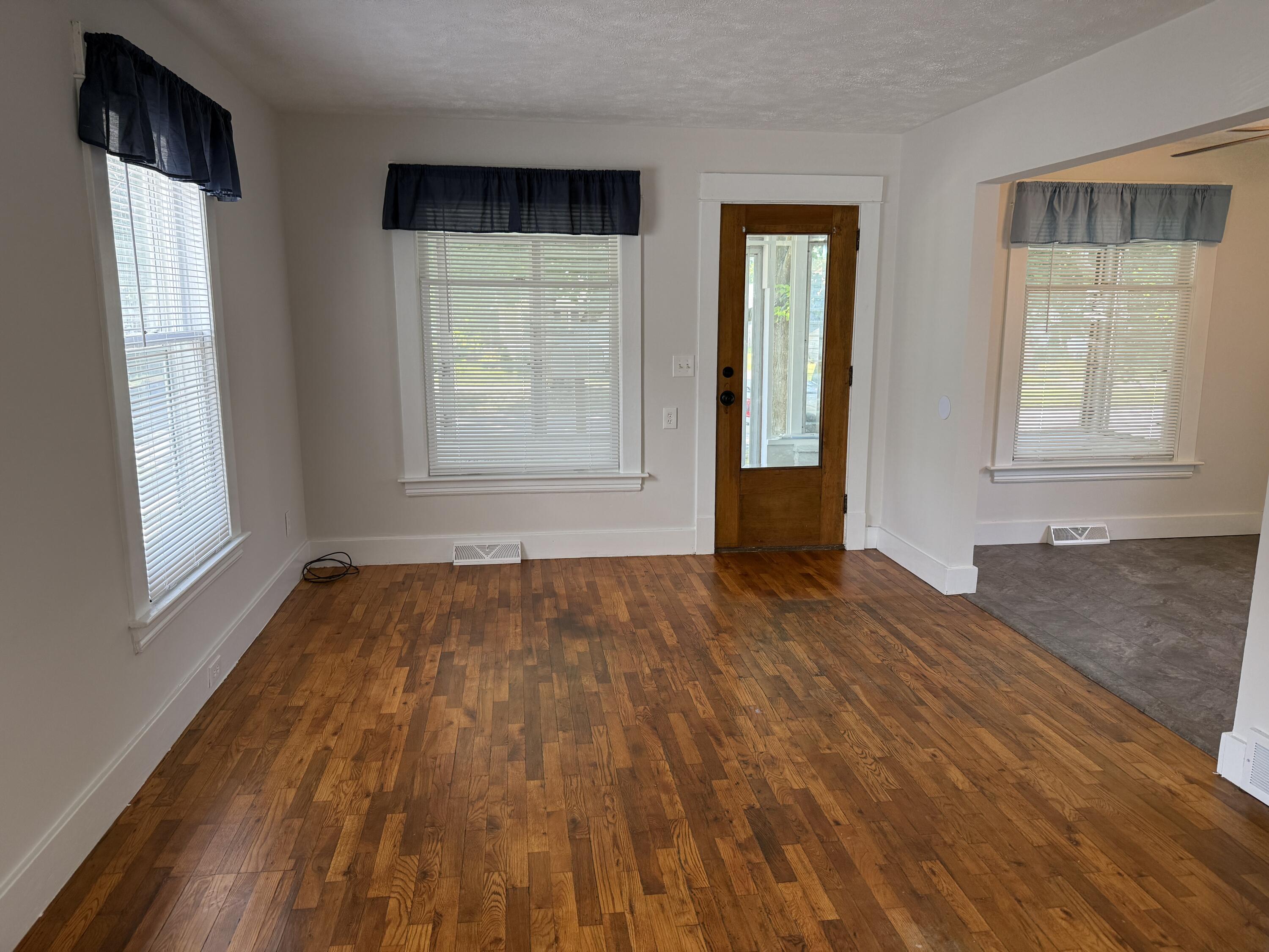 2074 Prospect Avenue NE Grand Rapids MI 49505