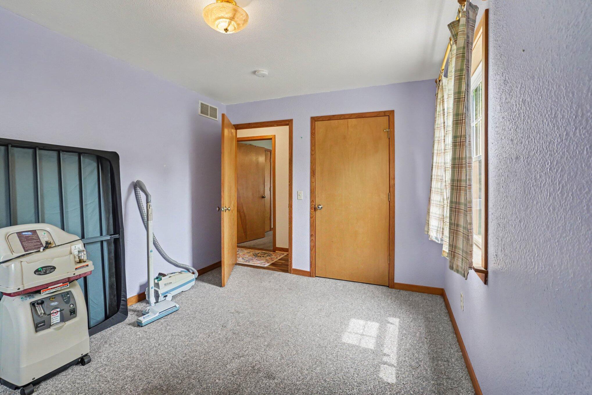 1946 Nazareth Road Kalamazoo MI 49048