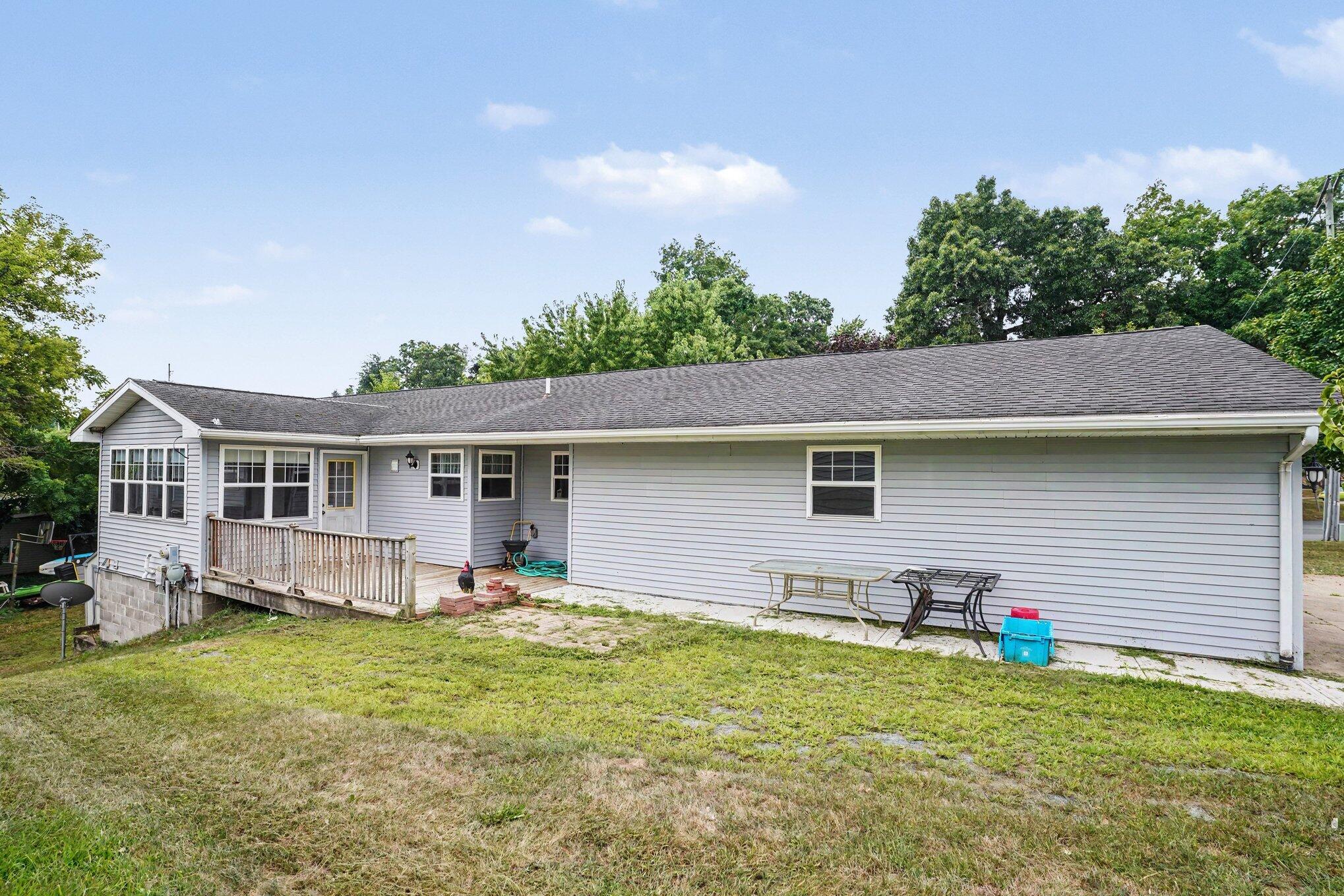1946 Nazareth Road Kalamazoo MI 49048