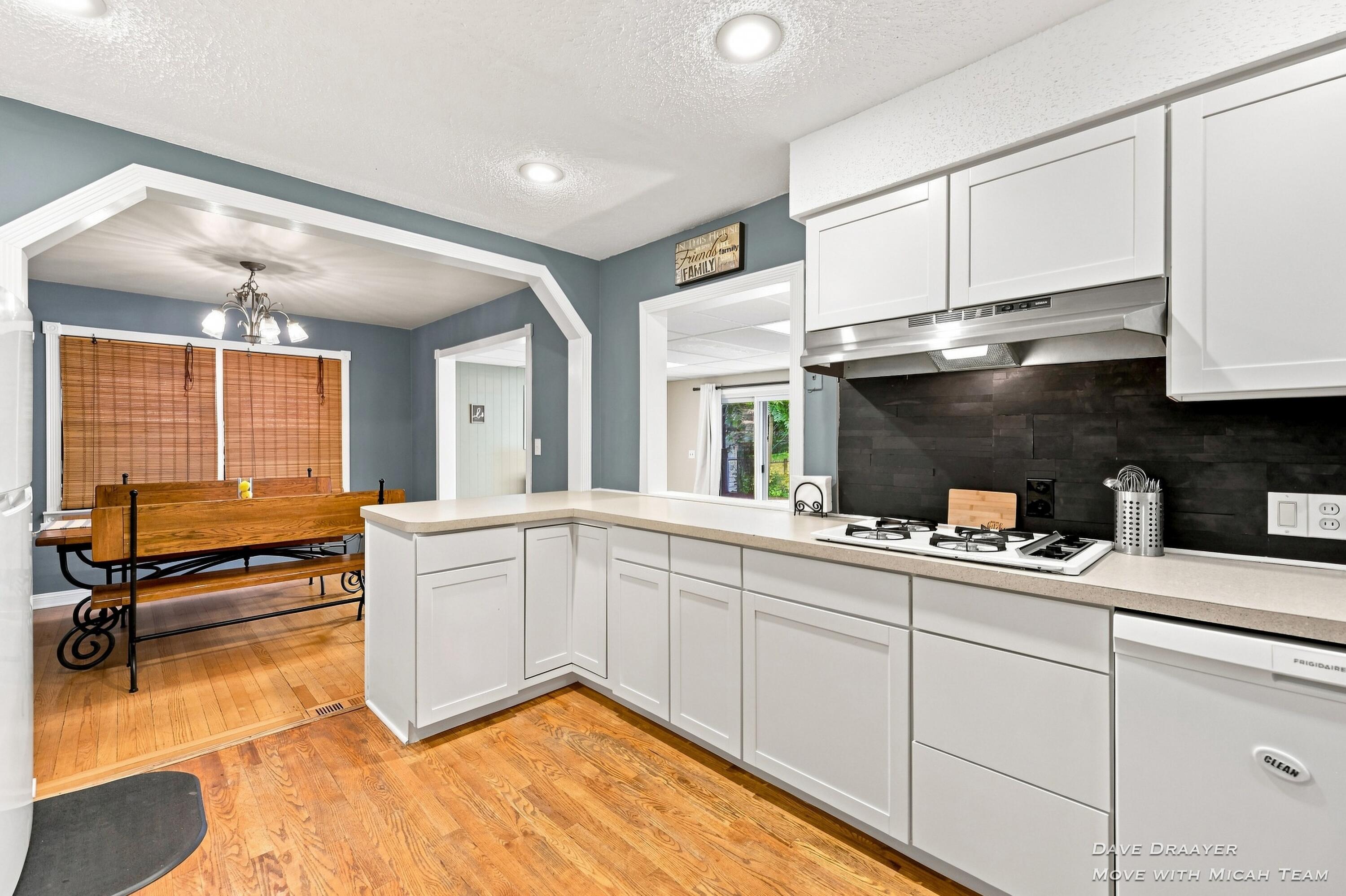 1512 Sylvan Avenue SE Grand Rapids MI 49506
