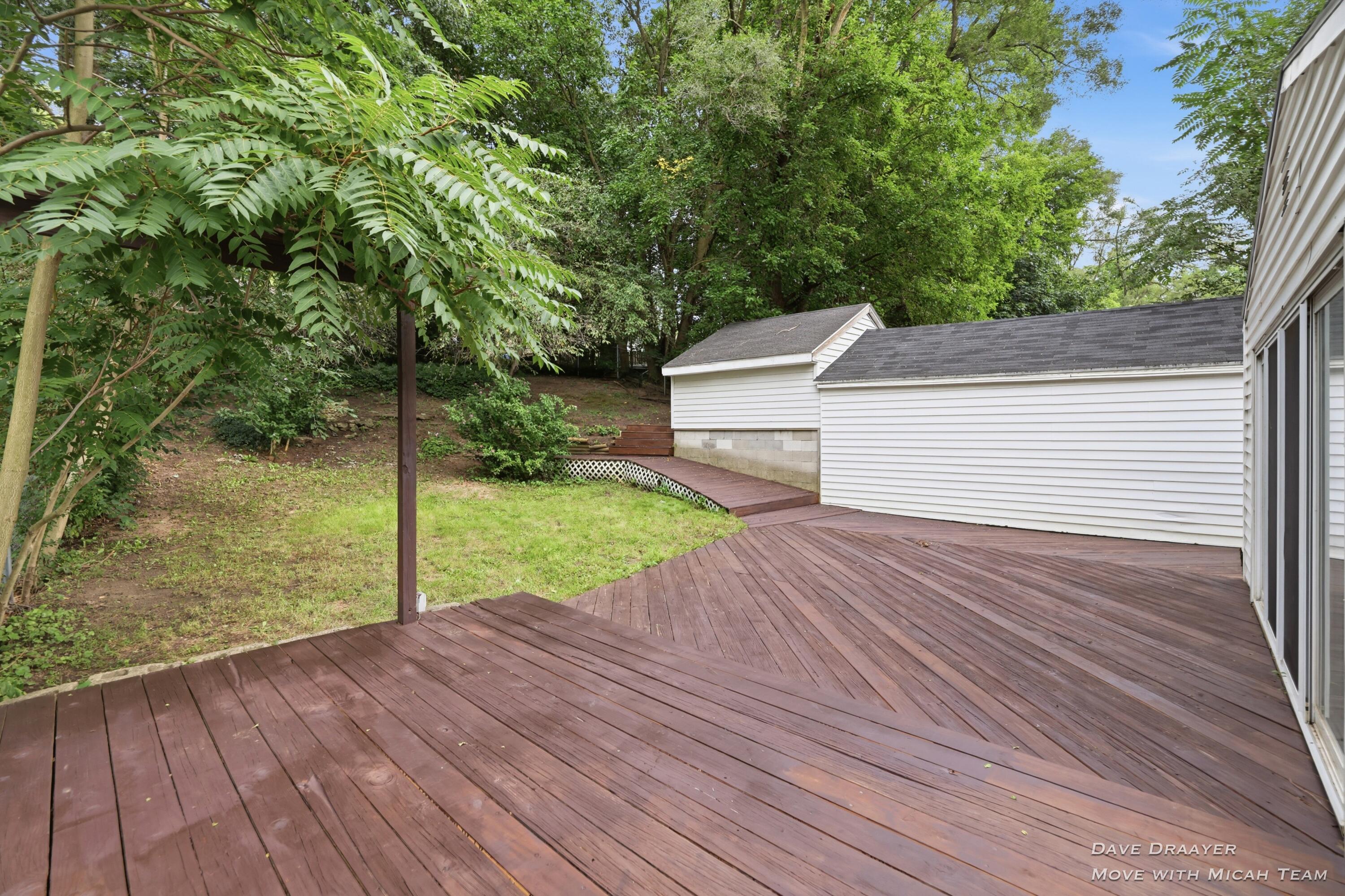 1512 Sylvan Avenue SE Grand Rapids MI 49506