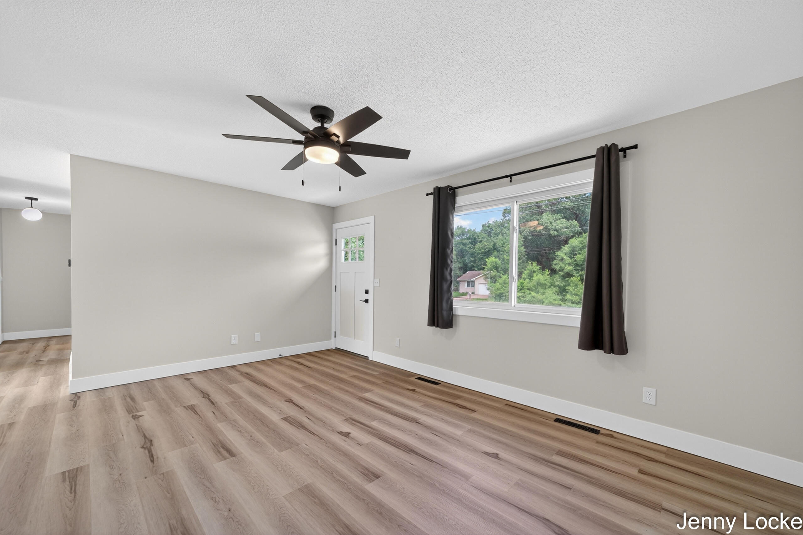 2391 Macarthur Road Muskegon MI 49442