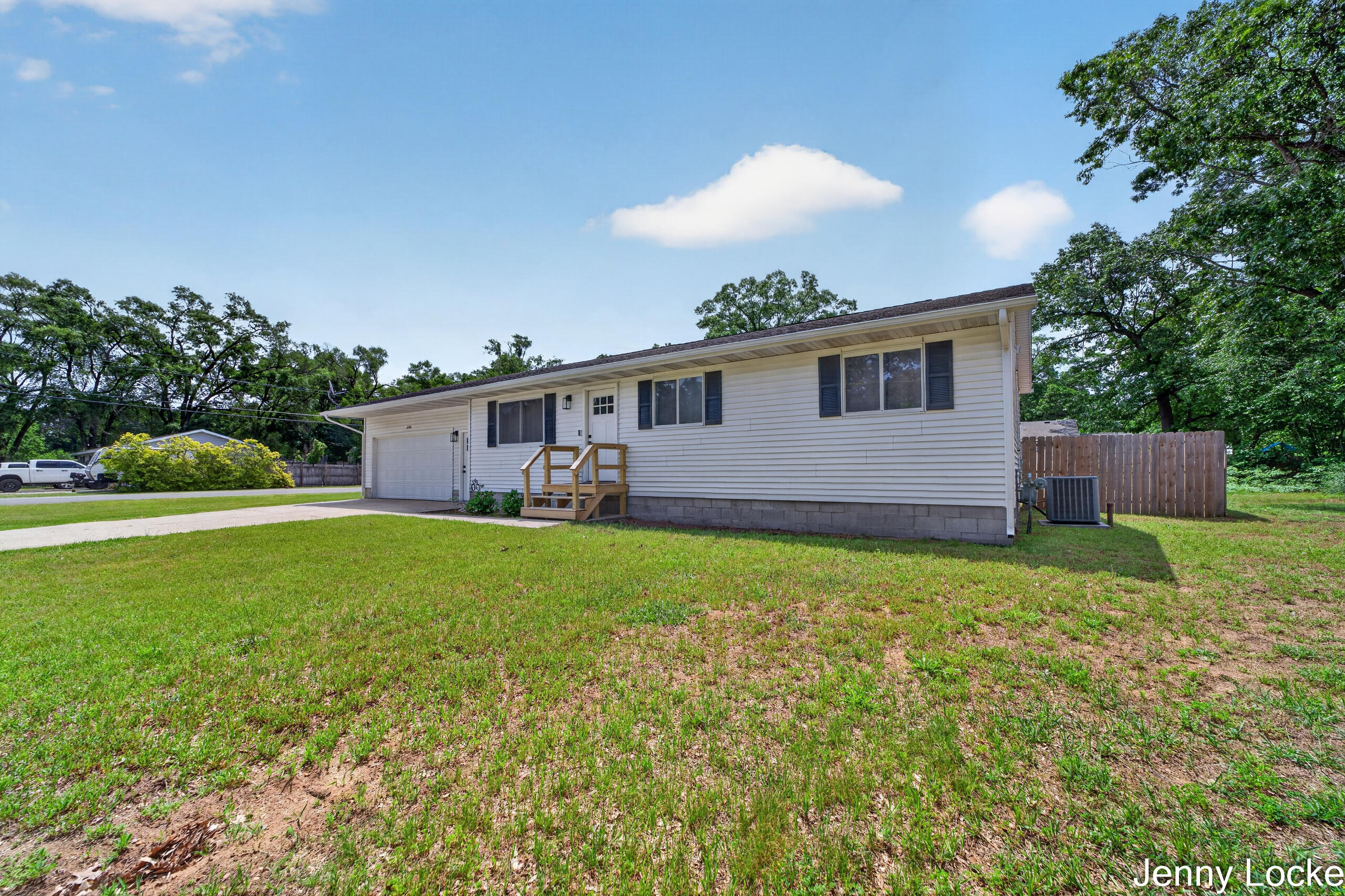 2391 Macarthur Road Muskegon MI 49442