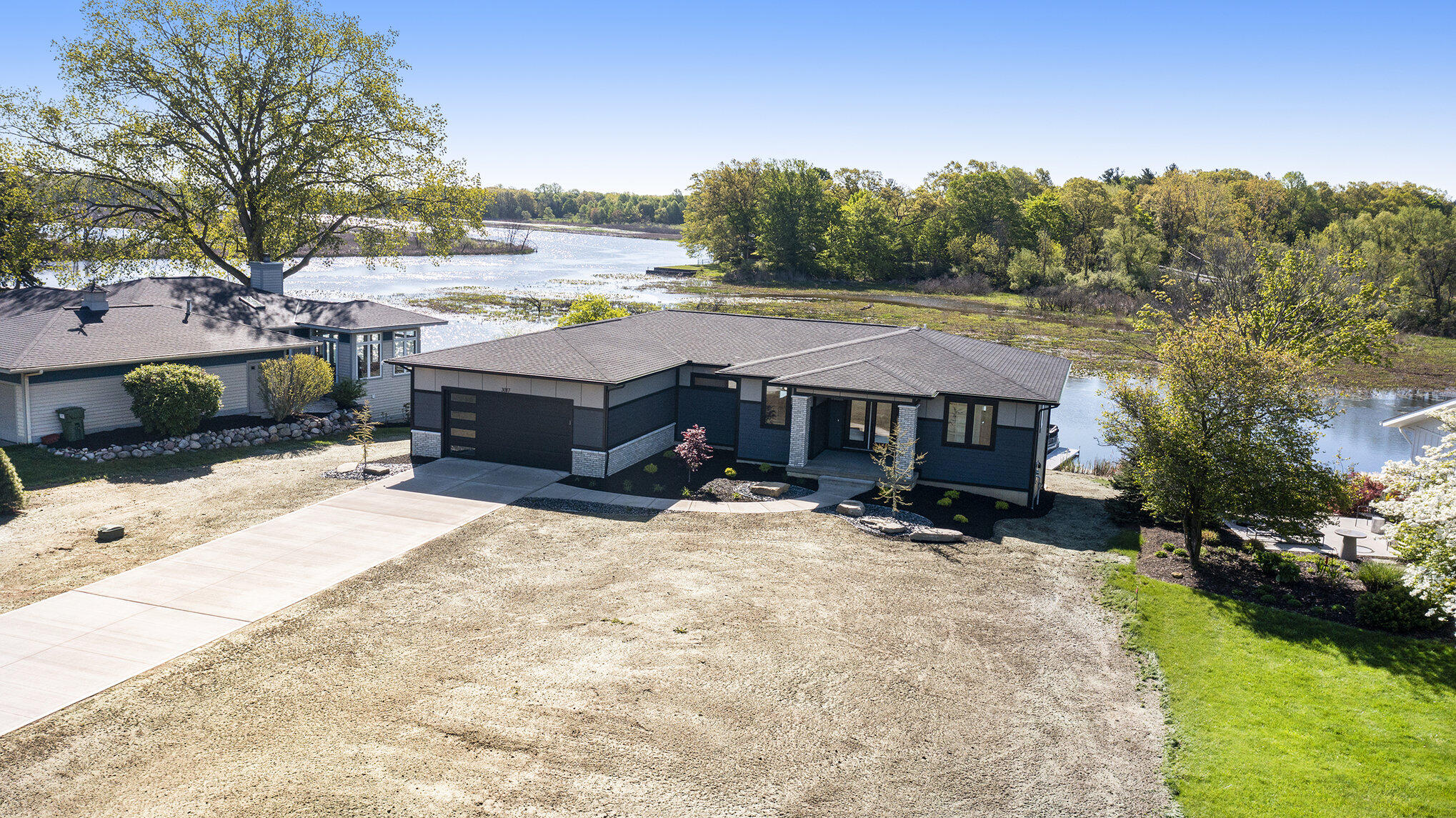 3017 Newport Drive Fennville MI 49408
