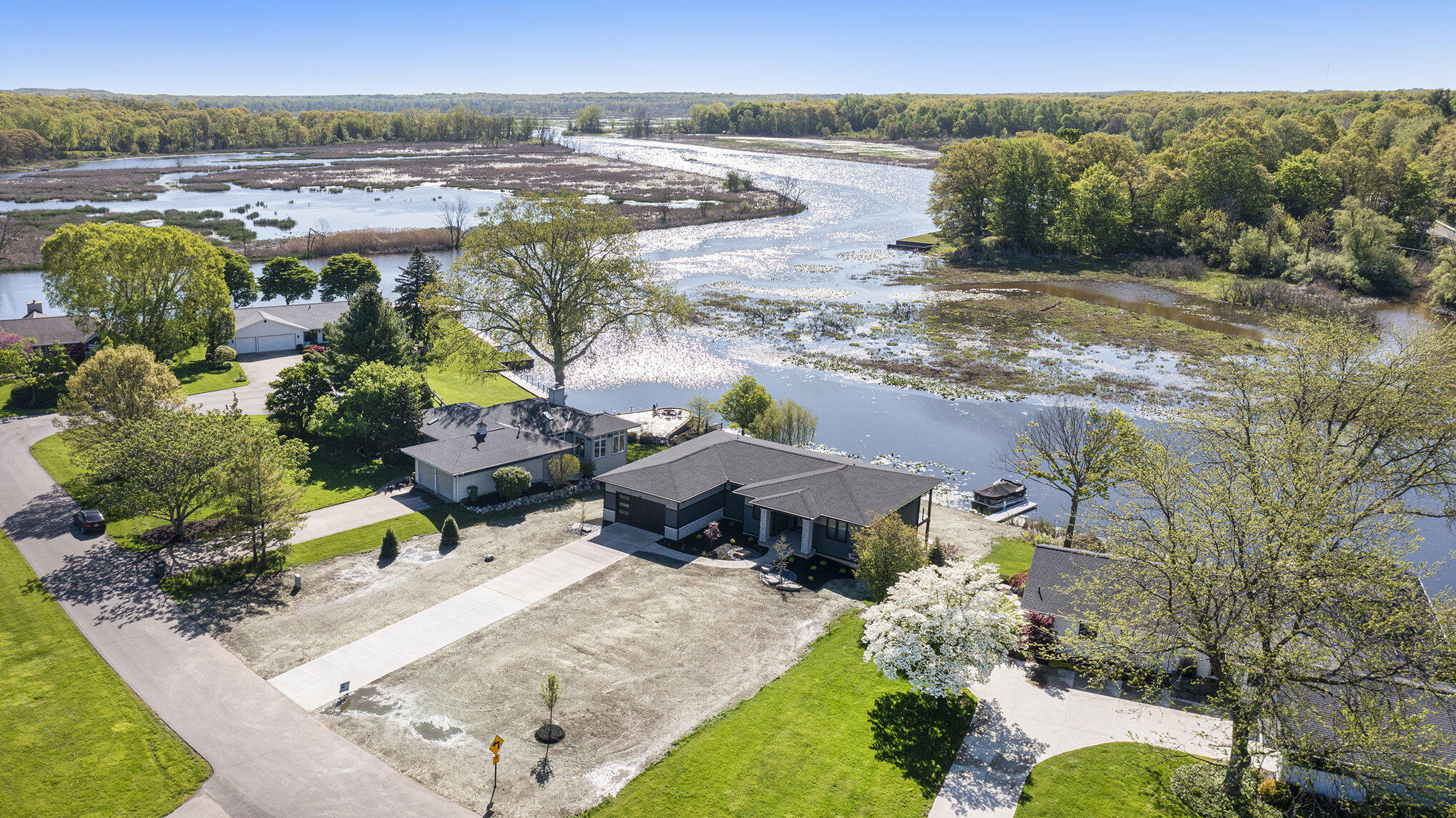 3017 Newport Drive Fennville MI 49408