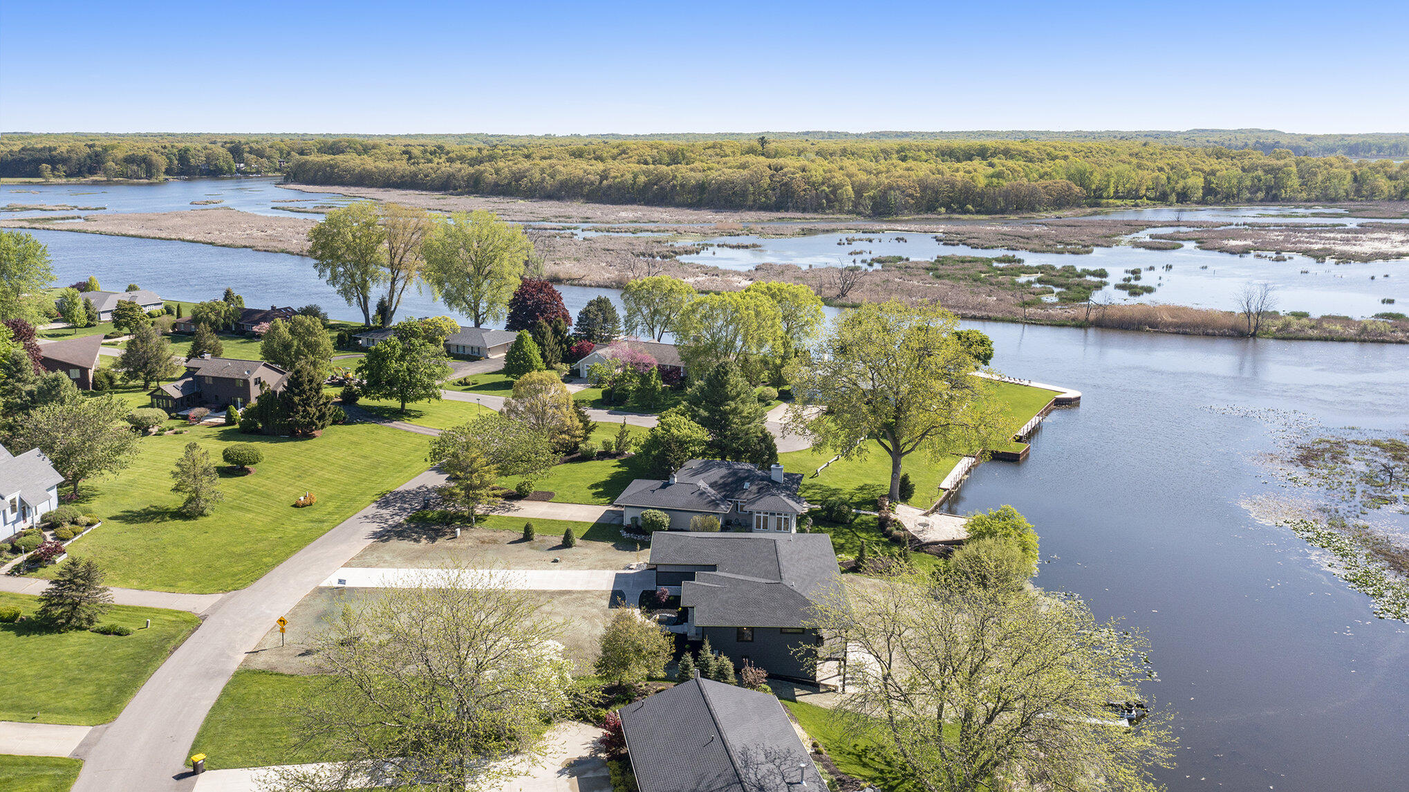 3017 Newport Drive Fennville MI 49408