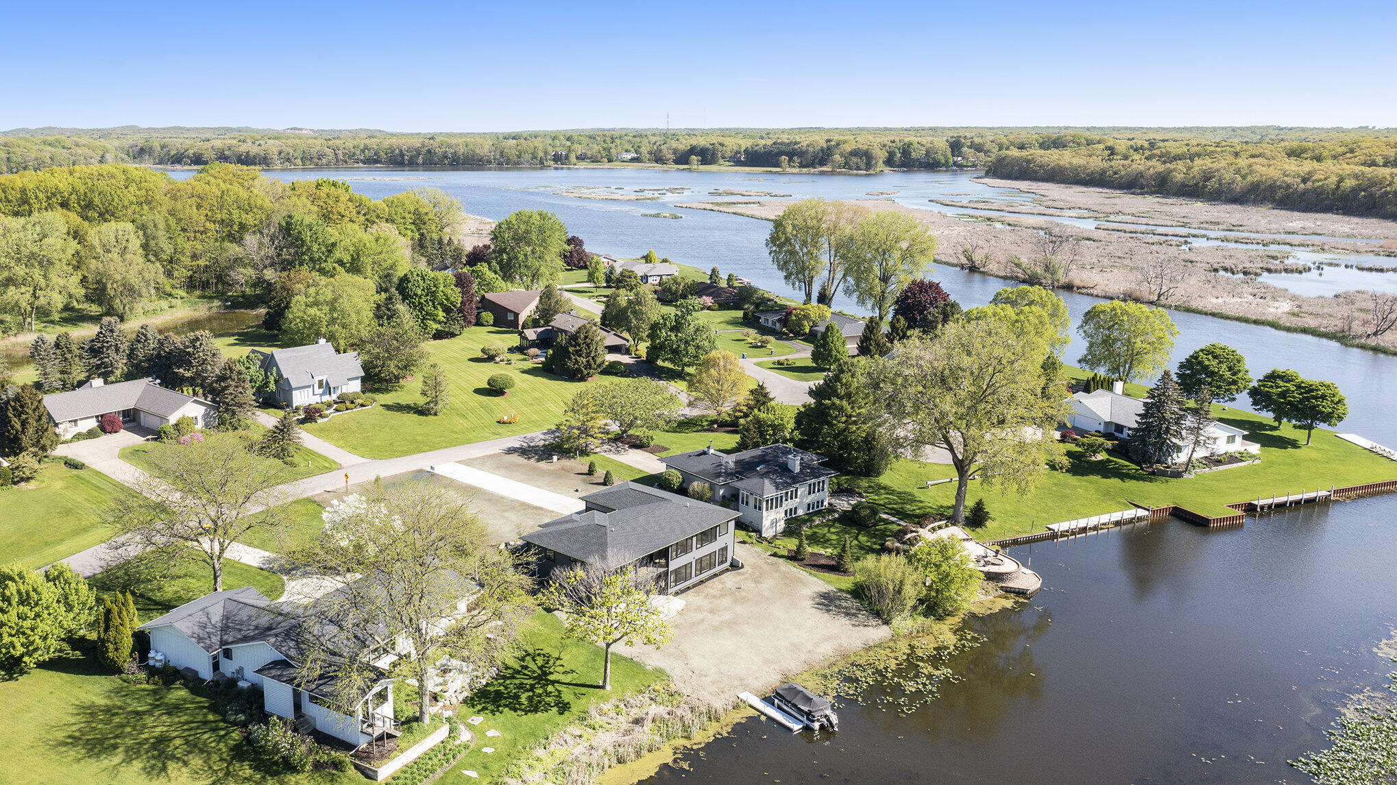 3017 Newport Drive Fennville MI 49408