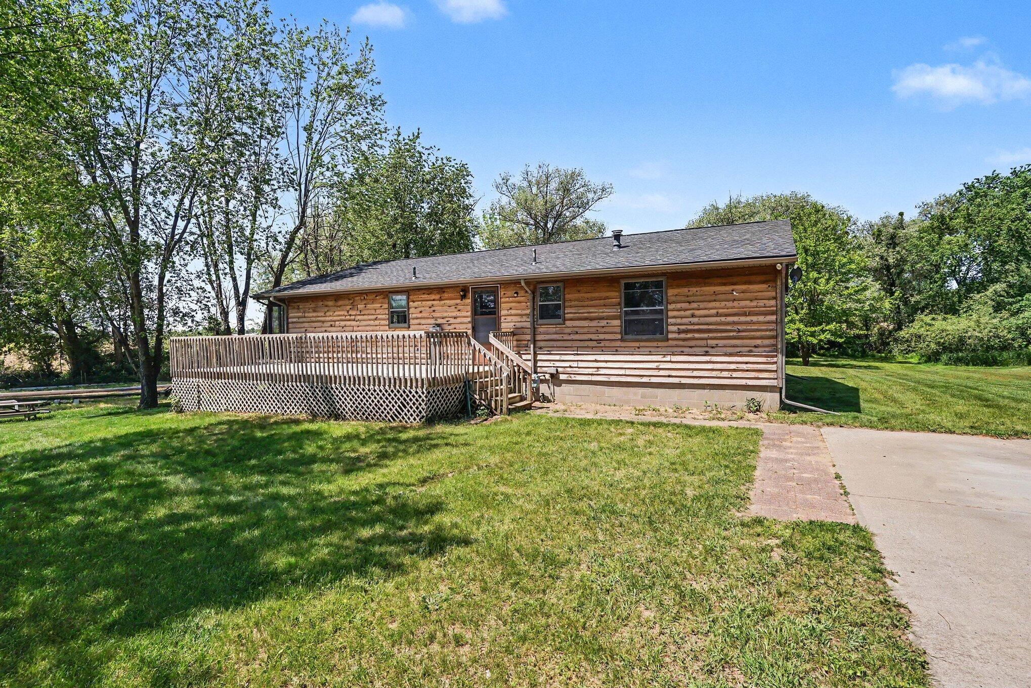 1226 66th Street Fennville MI 49408