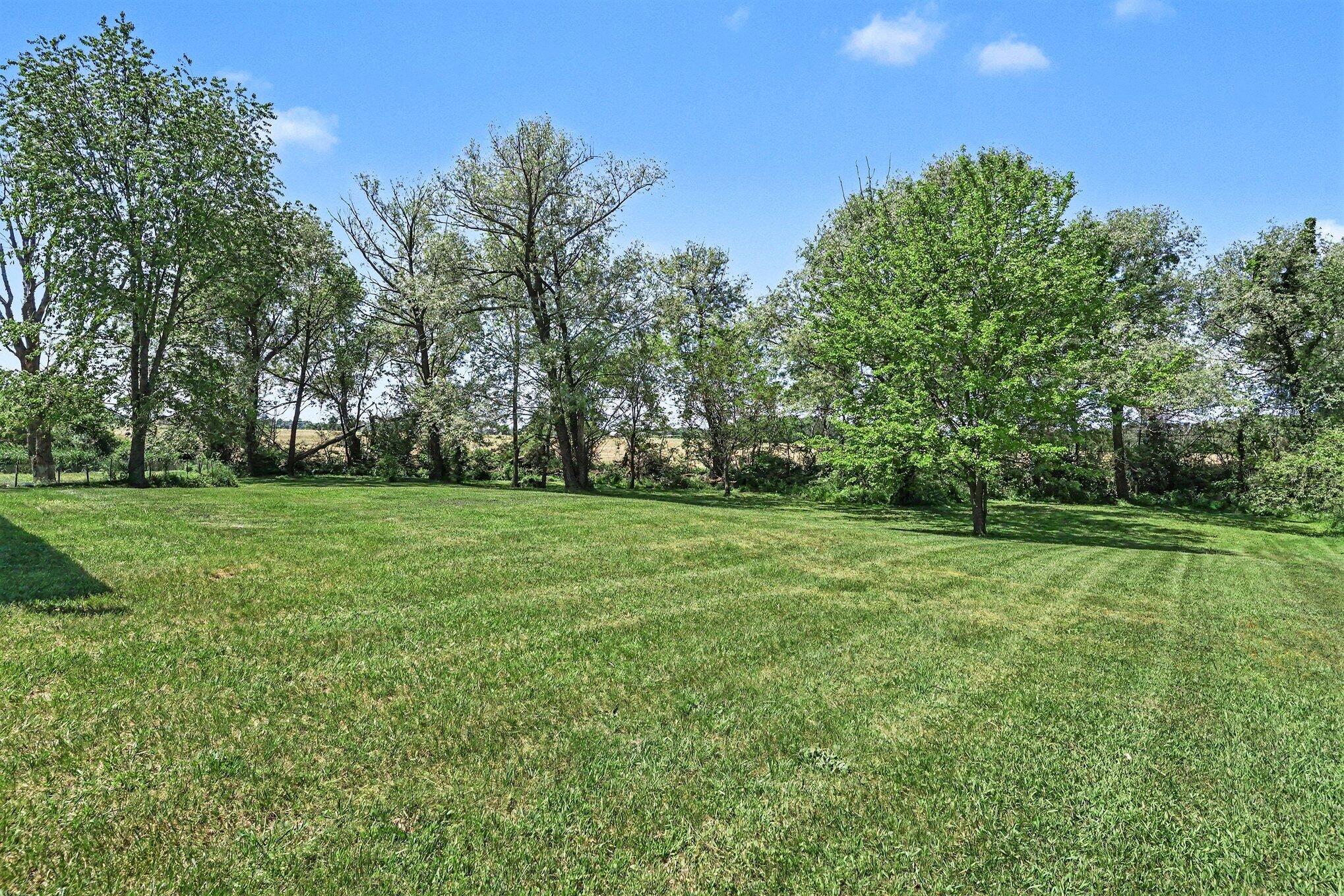 1226 66th Street Fennville MI 49408