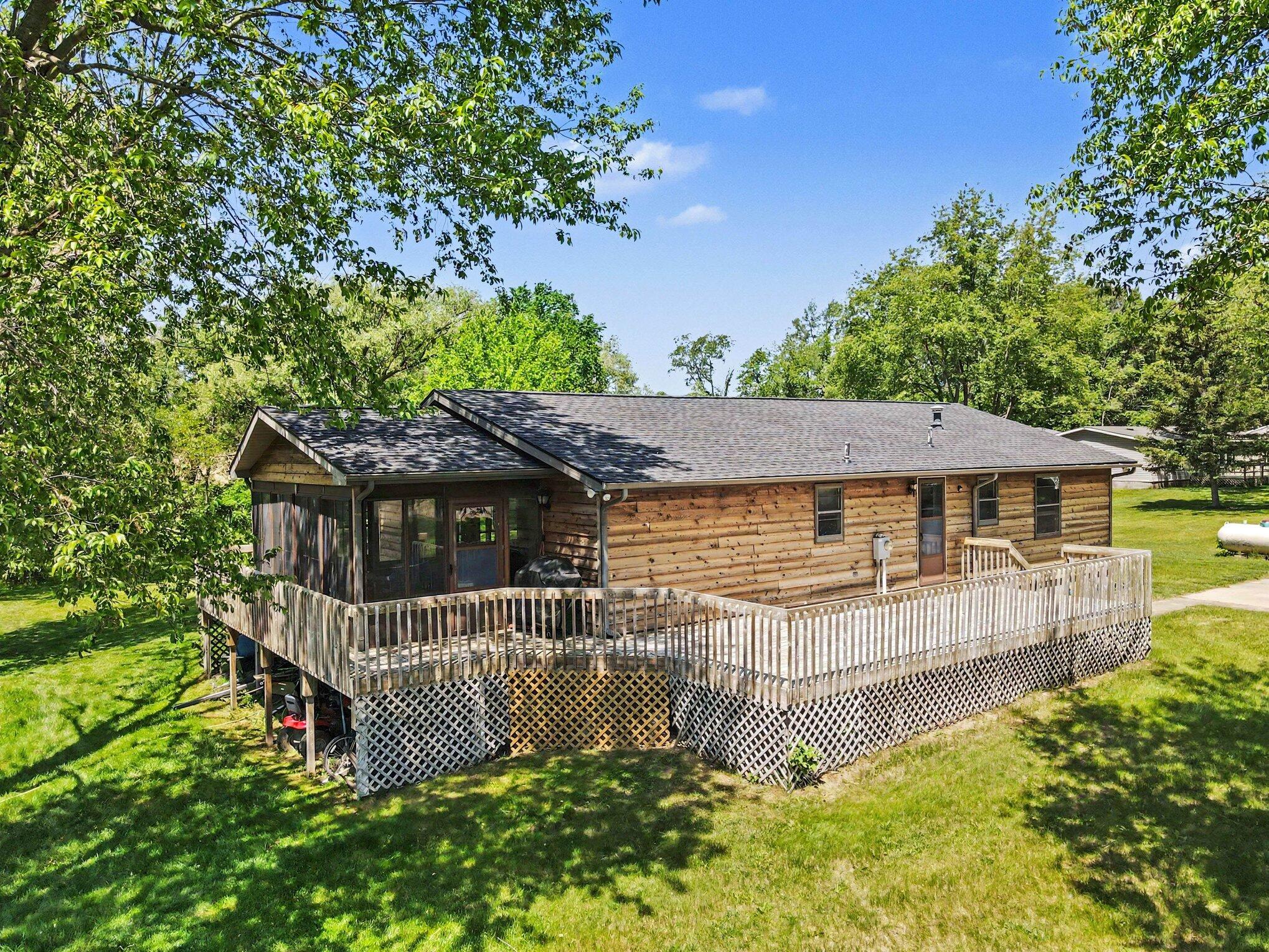 1226 66th Street Fennville MI 49408