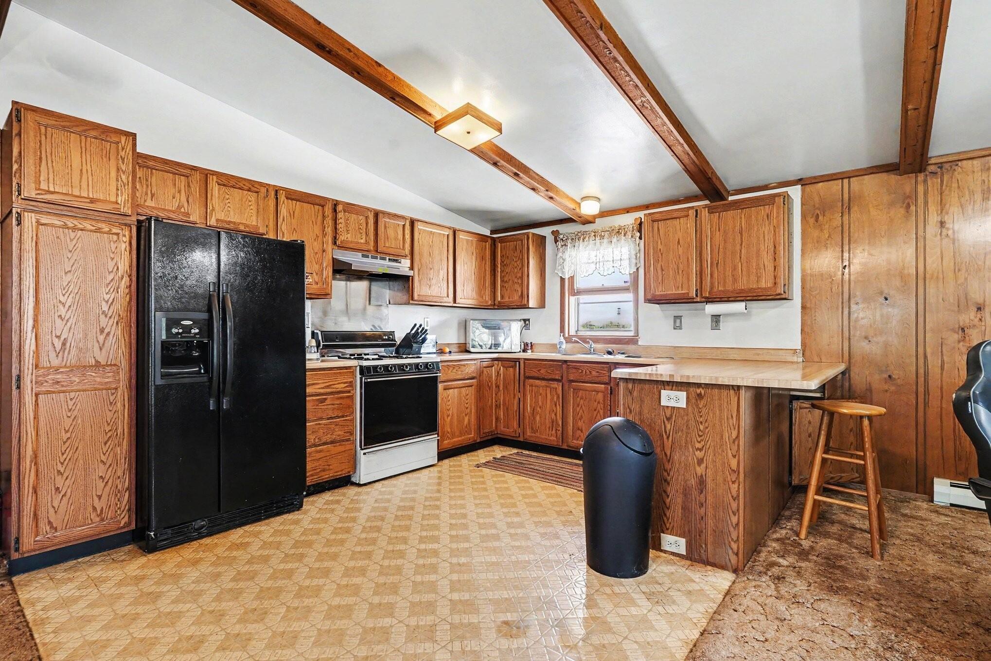 1226 66th Street Fennville MI 49408