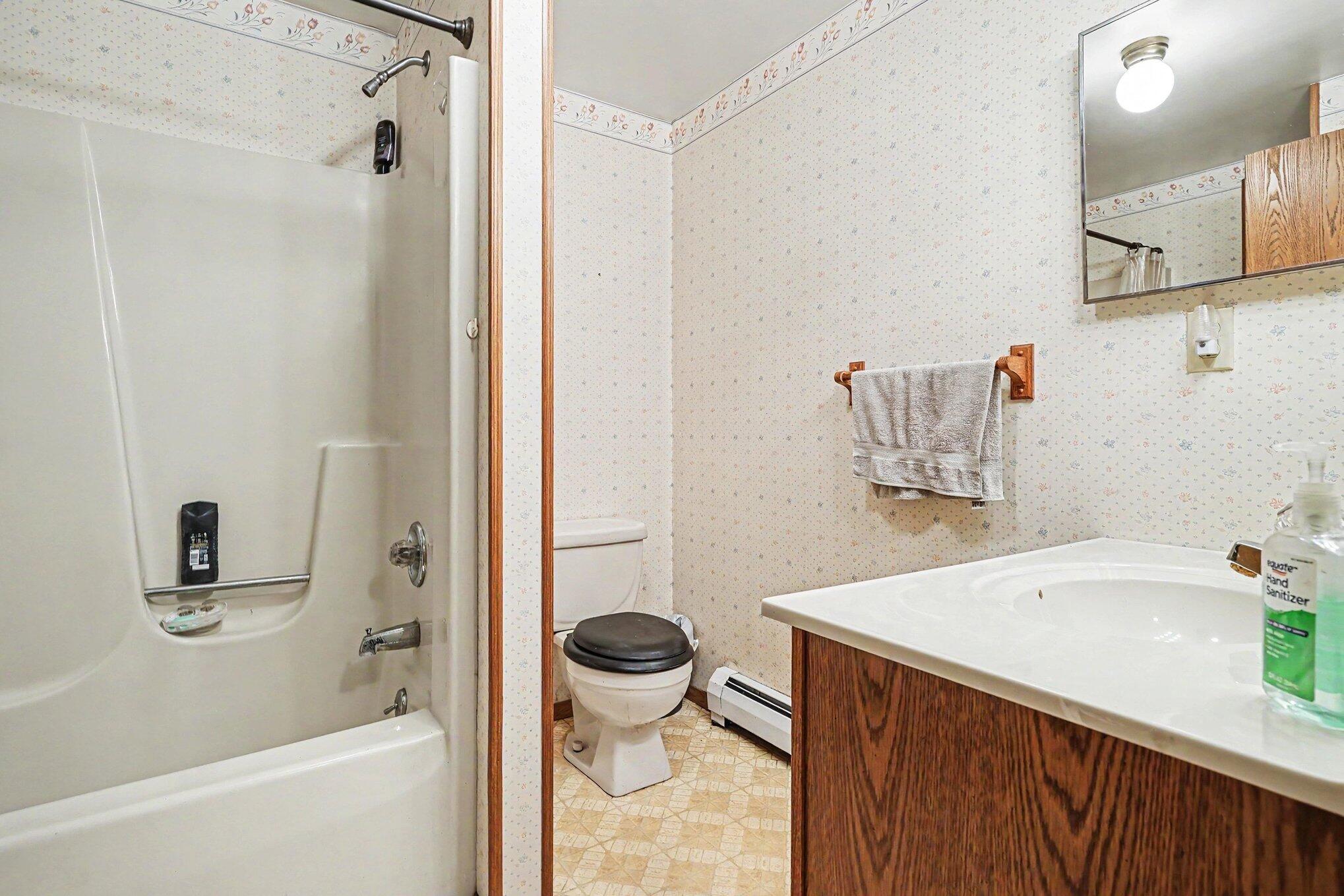 1226 66th Street Fennville MI 49408