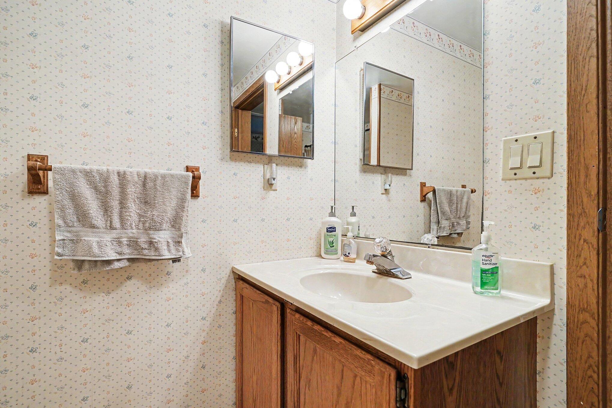 1226 66th Street Fennville MI 49408