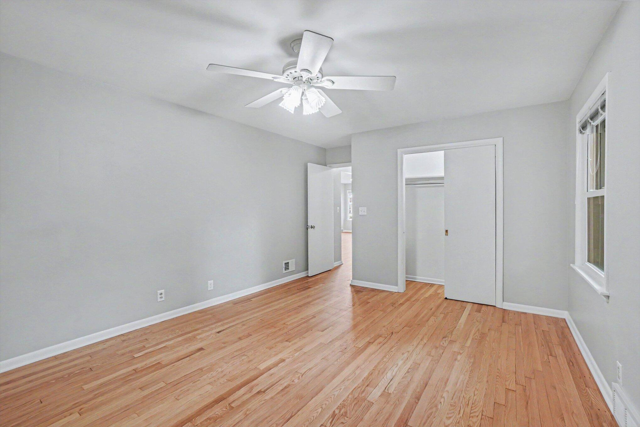 24 E 32nd Street Holland MI 49423