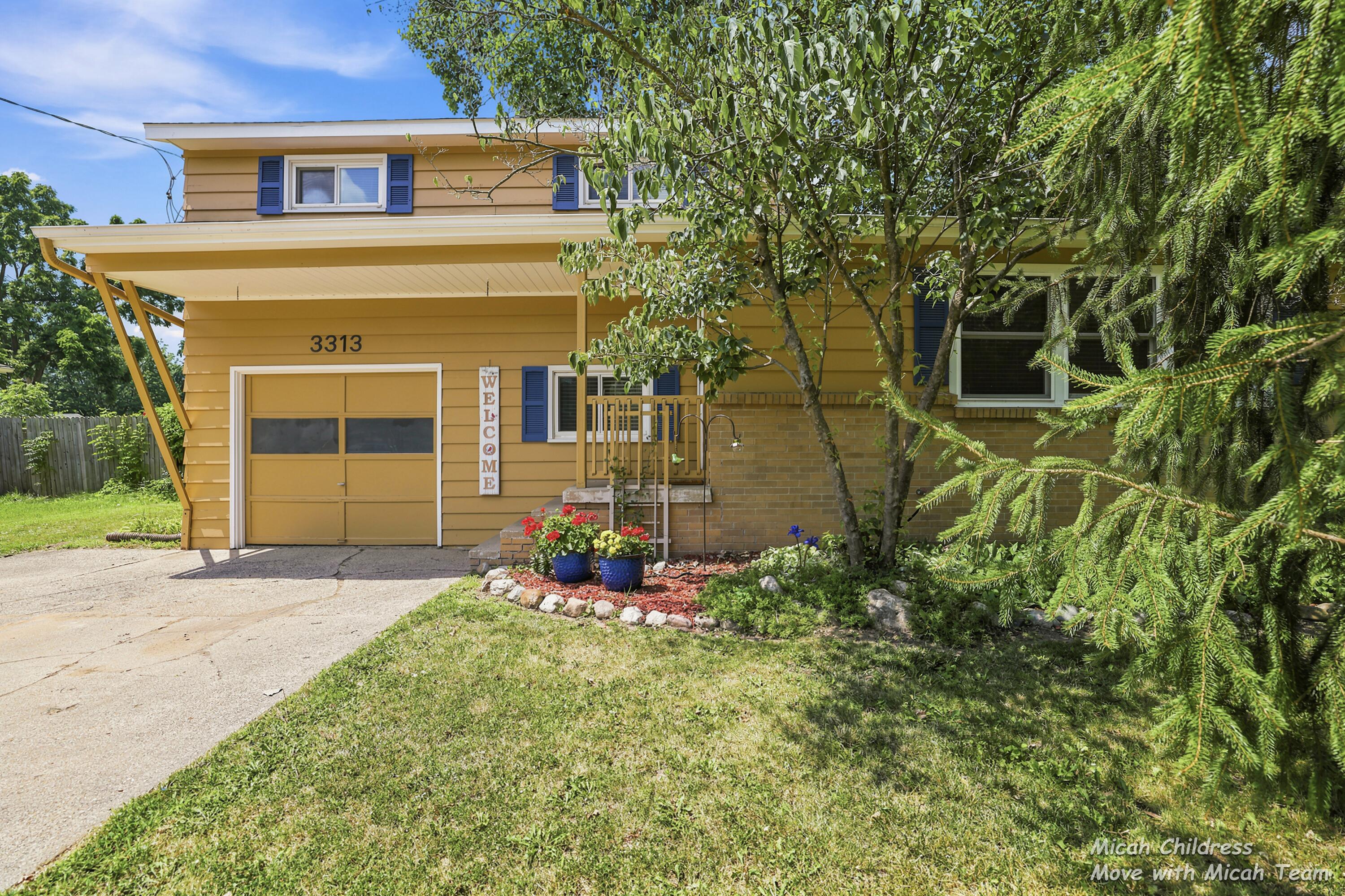 3313 Fuller Avenue SE Grand Rapids MI 49508