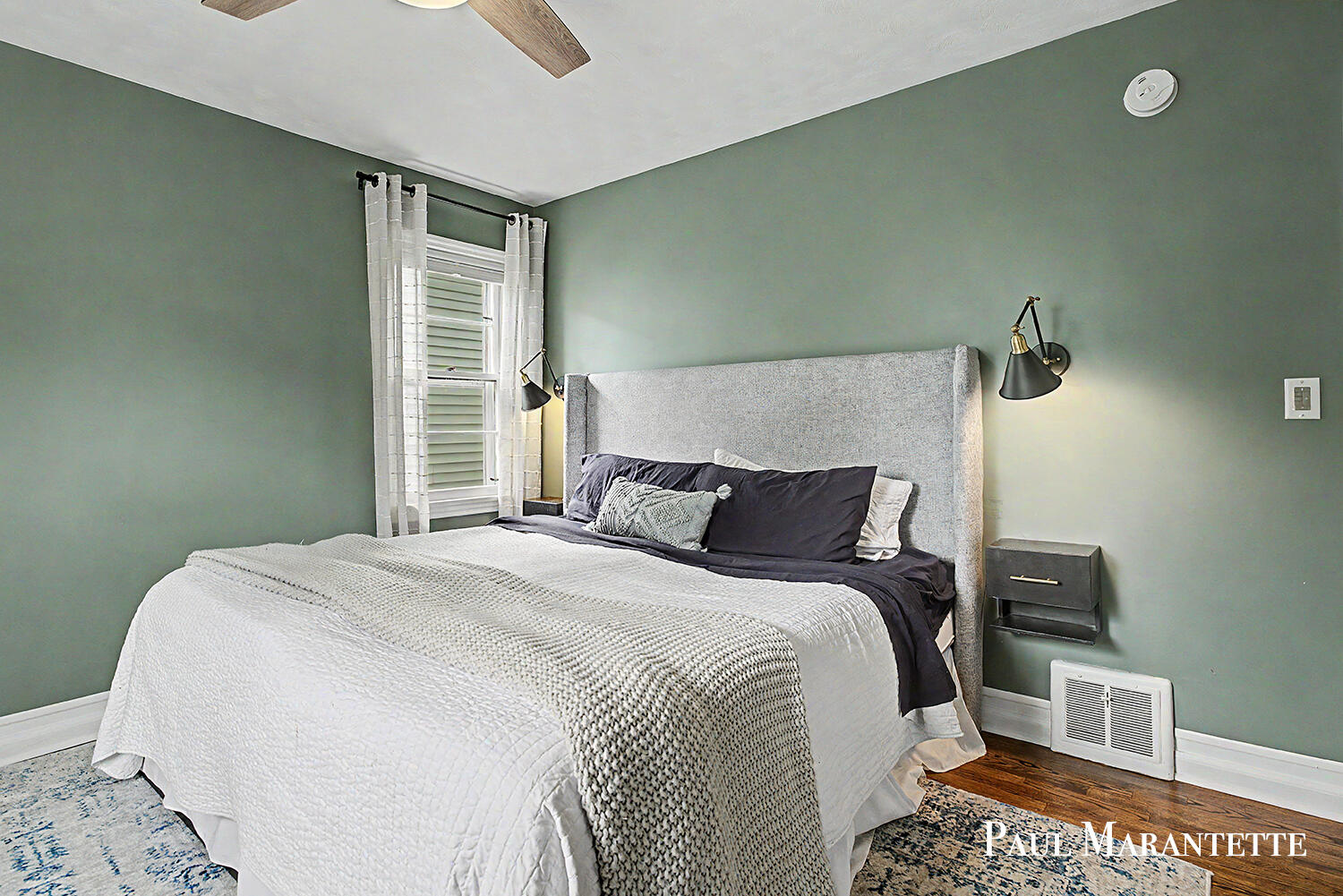 1028 Dorroll Street NE Grand Rapids MI 49505