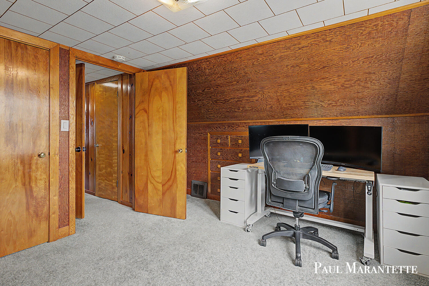 1028 Dorroll Street NE Grand Rapids MI 49505