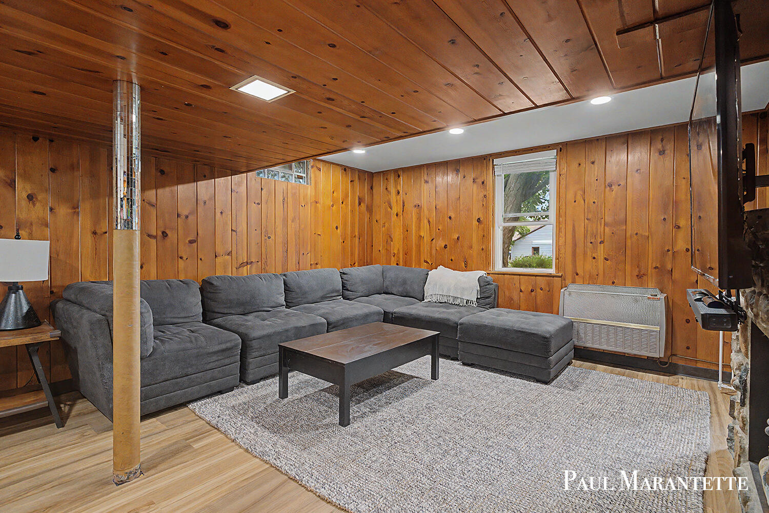 1028 Dorroll Street NE Grand Rapids MI 49505