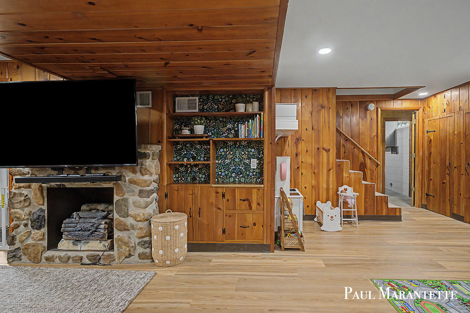 1028 Dorroll Street NE Grand Rapids MI 49505