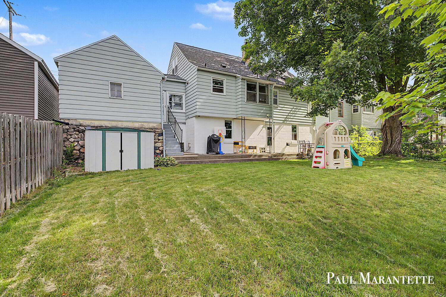 1028 Dorroll Street NE Grand Rapids MI 49505
