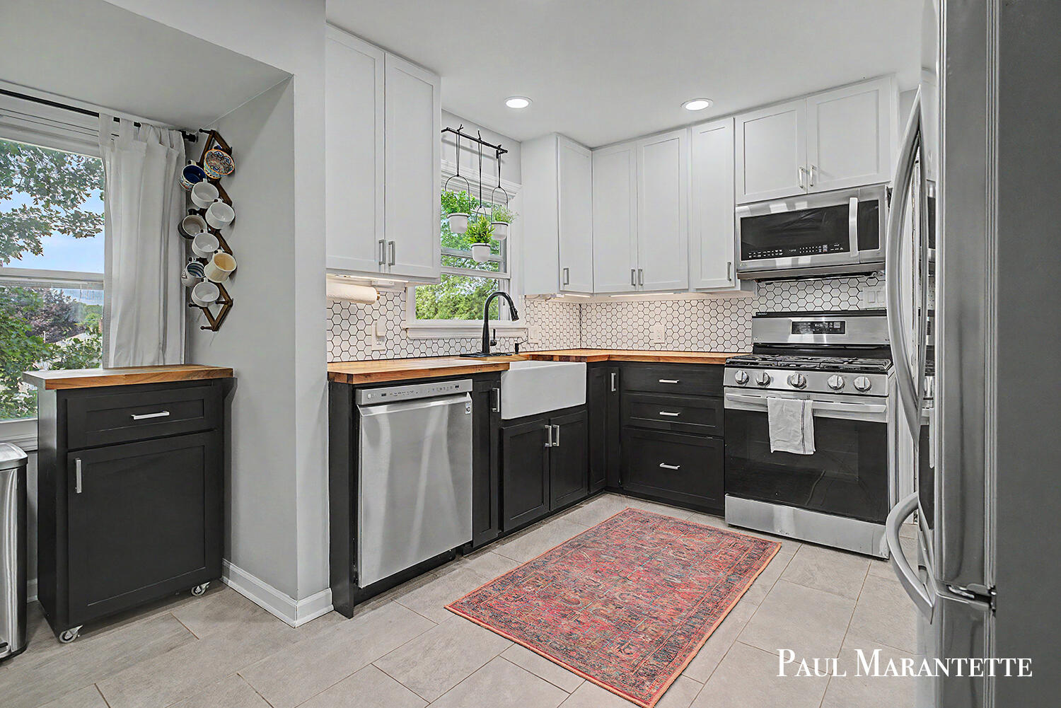 1028 Dorroll Street NE Grand Rapids MI 49505