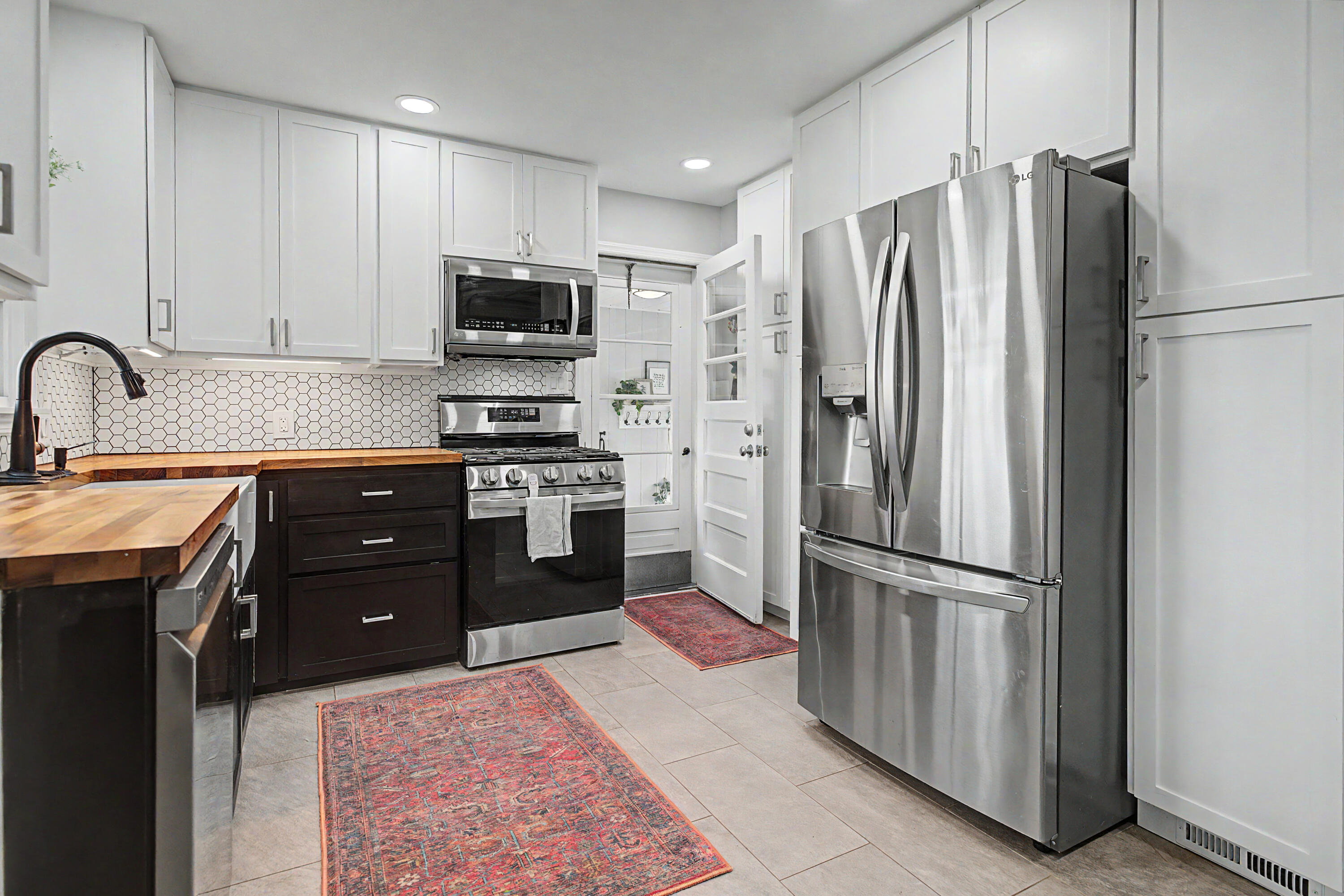 1028 Dorroll Street NE Grand Rapids MI 49505