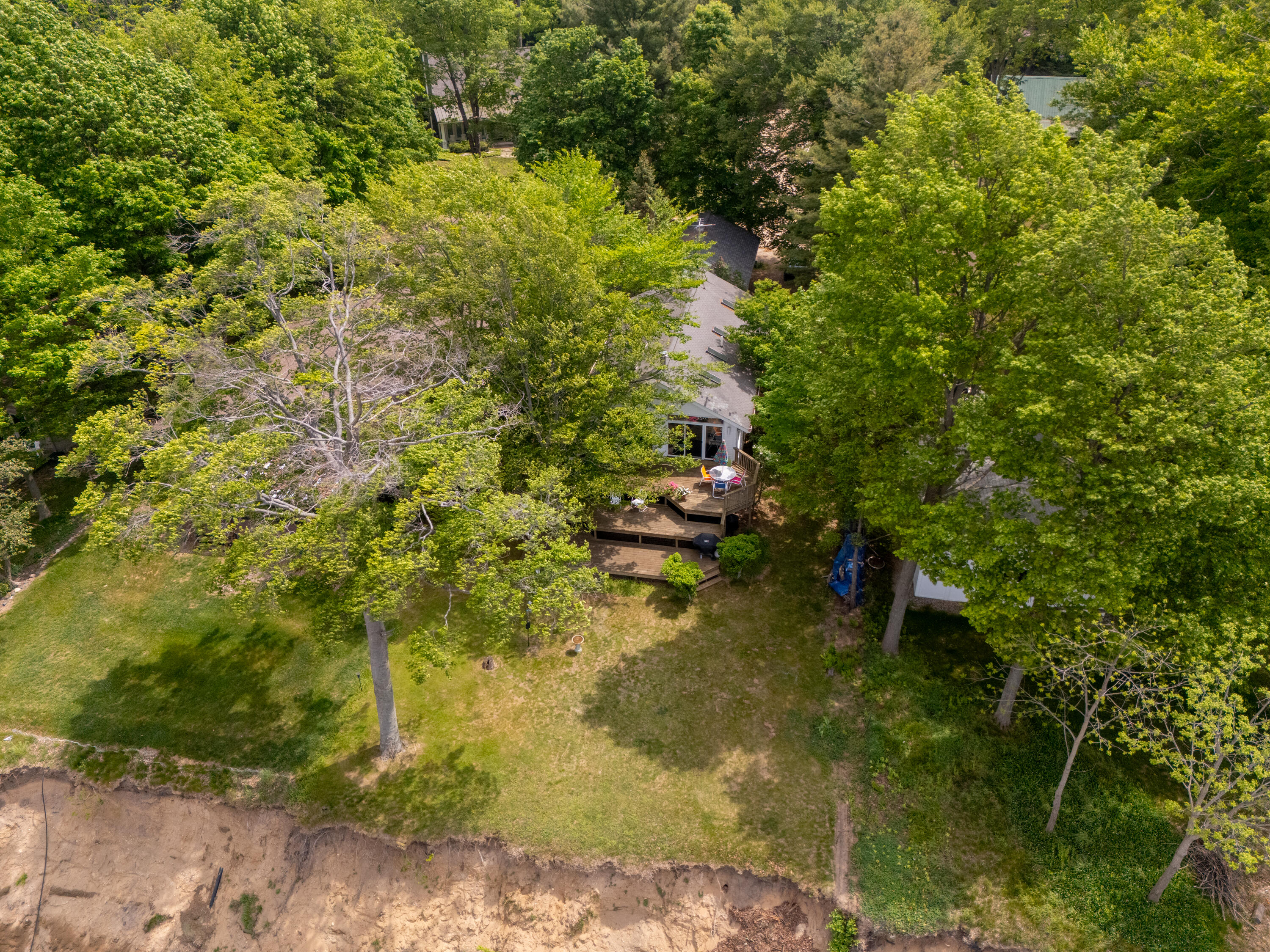 1192 Cherry Drive South Haven MI 49090