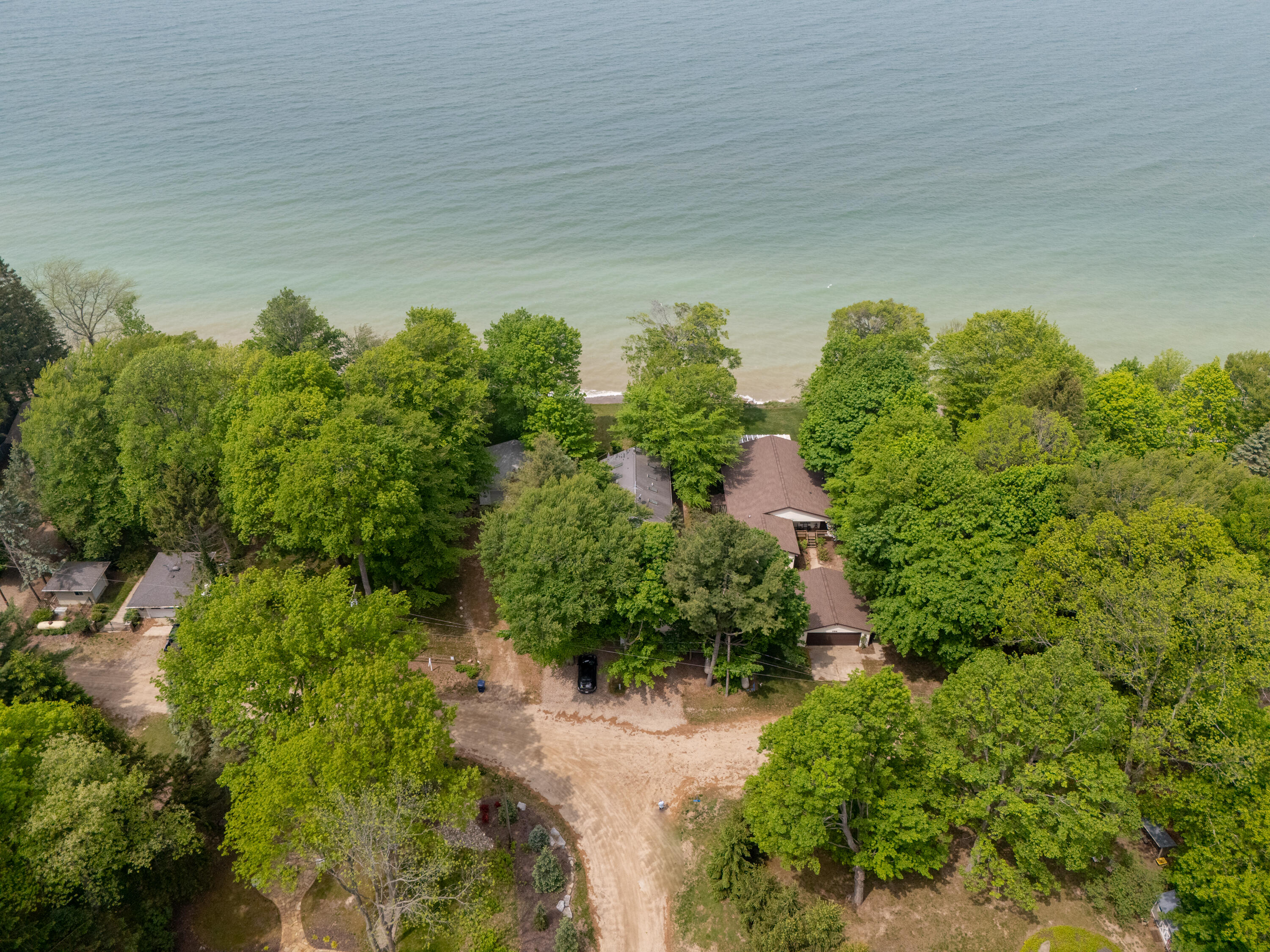 1192 Cherry Drive South Haven MI 49090