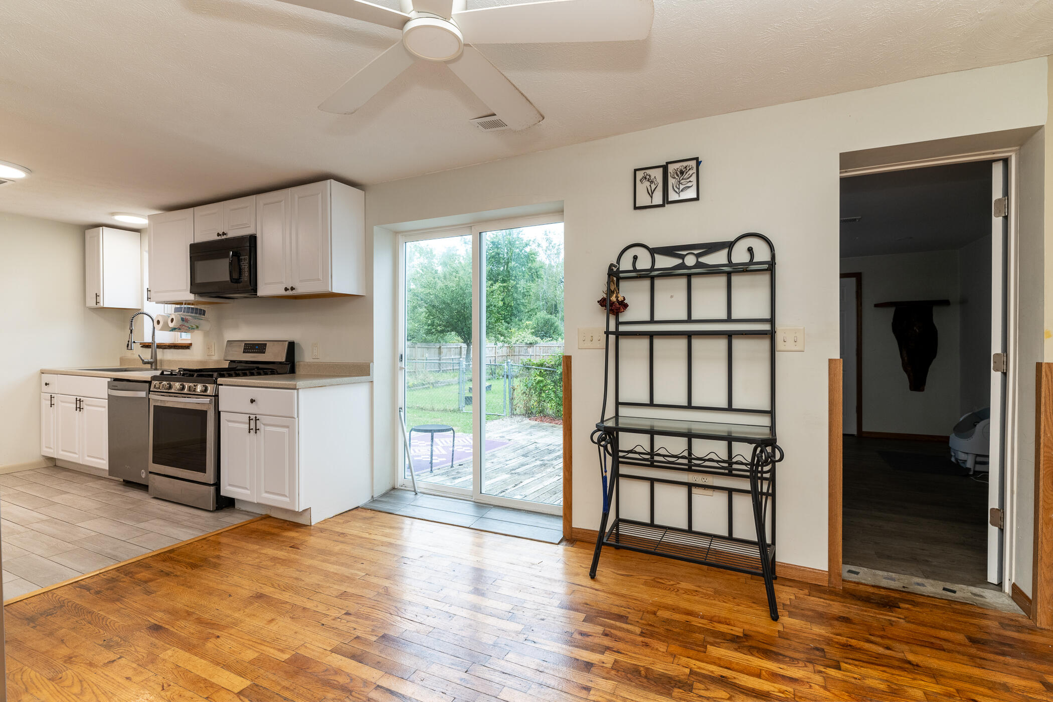 6922 Lovers Lane Portage MI 49002